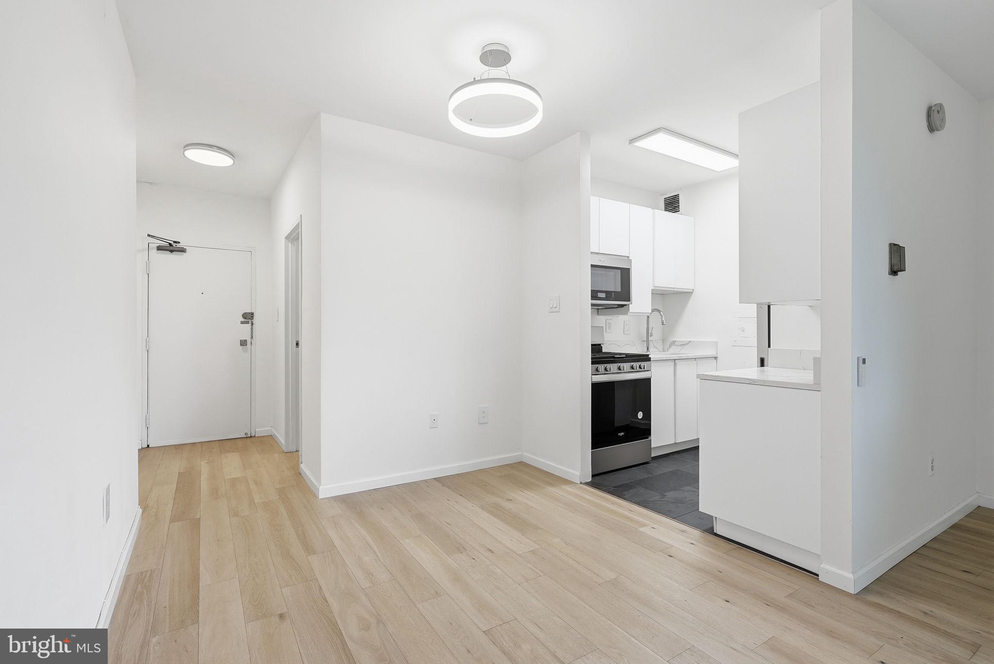 CLEVELAND PARK - Residential