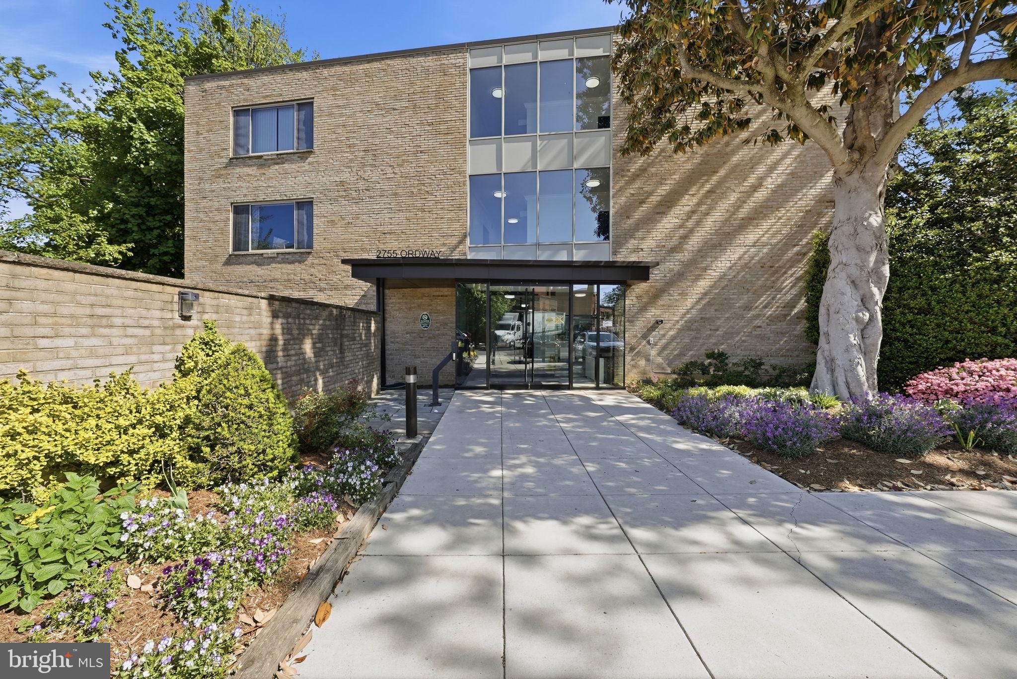 CLEVELAND PARK - Residential