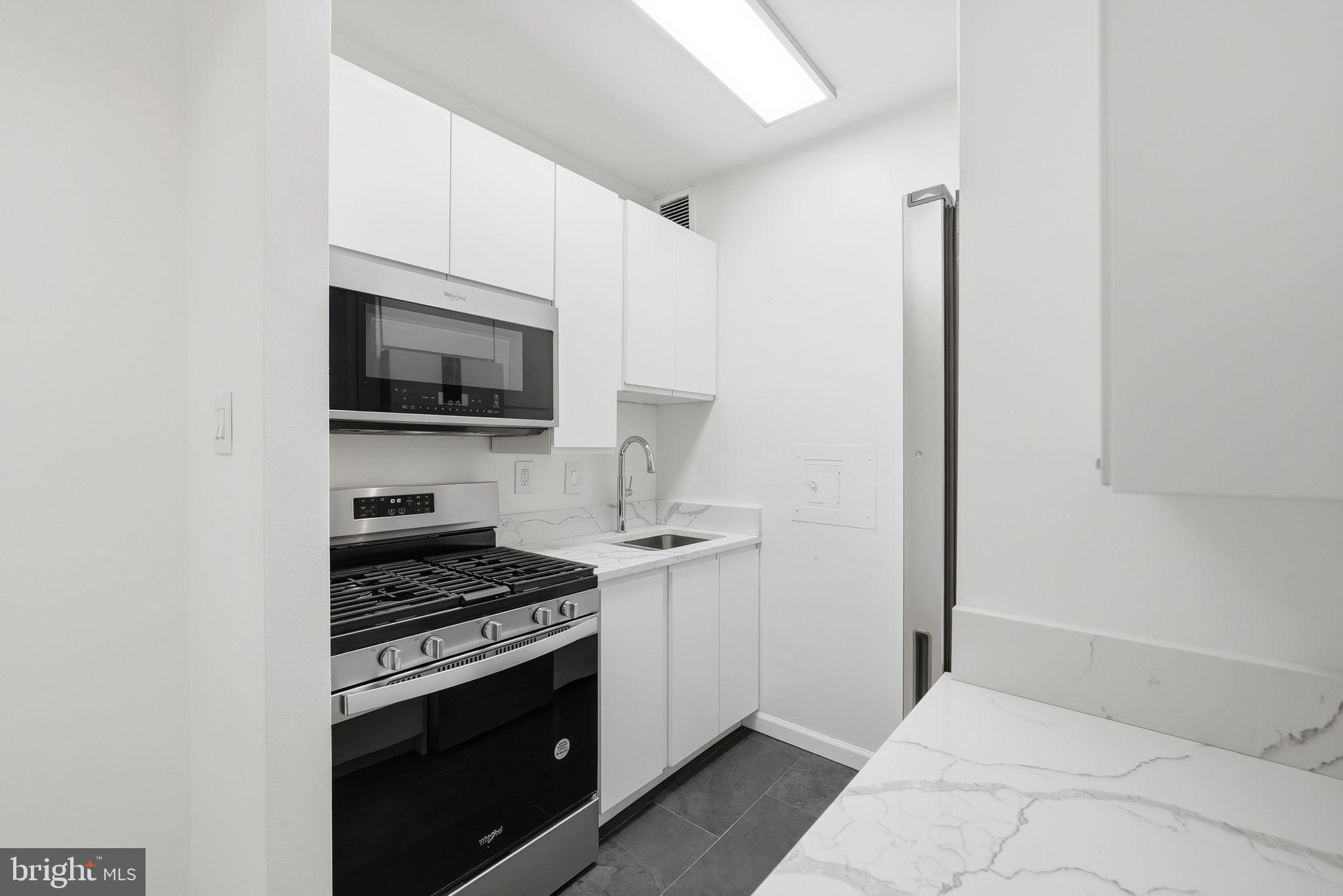 CLEVELAND PARK - Residential