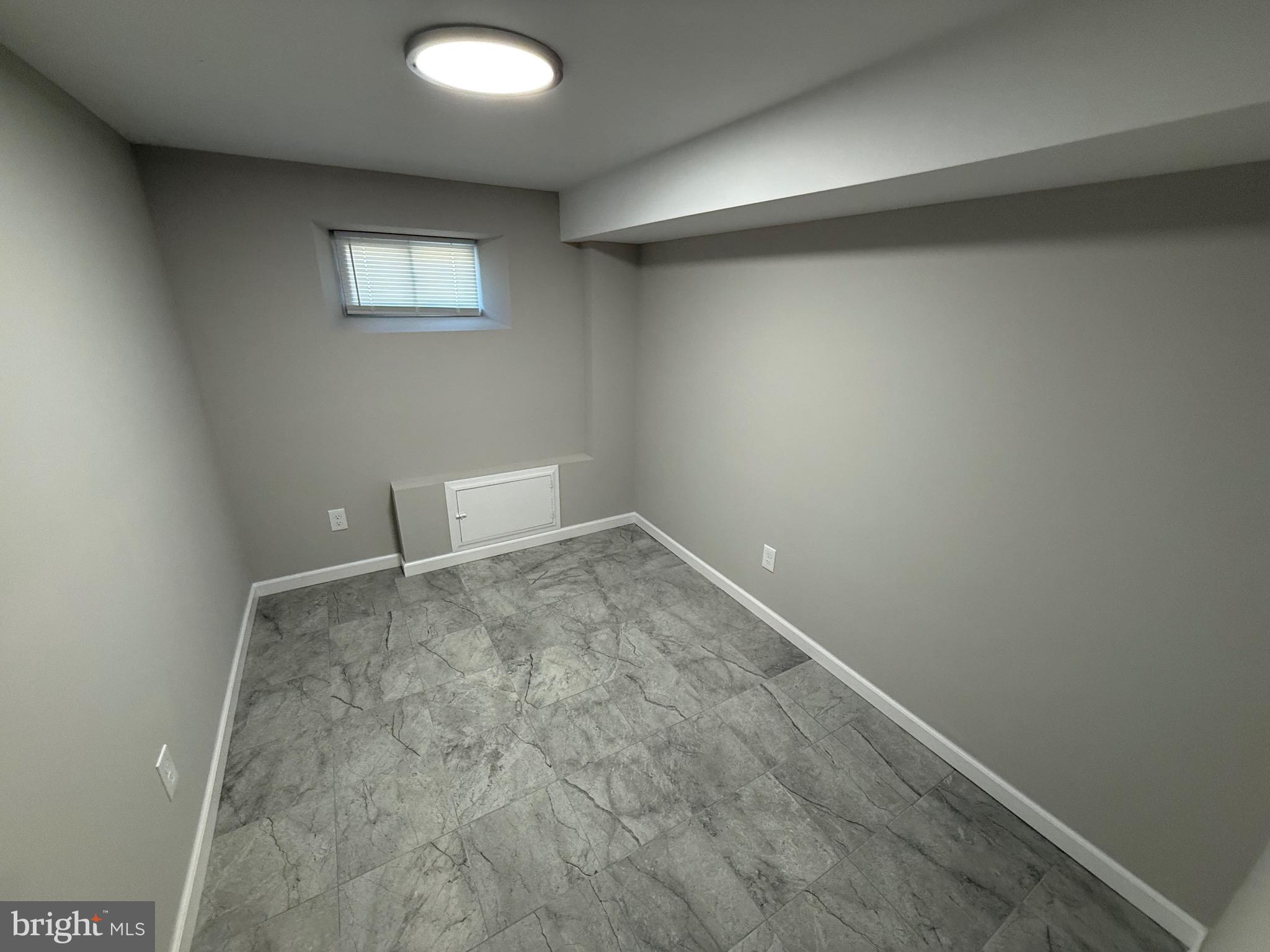 WEST OAK LANE - Residential