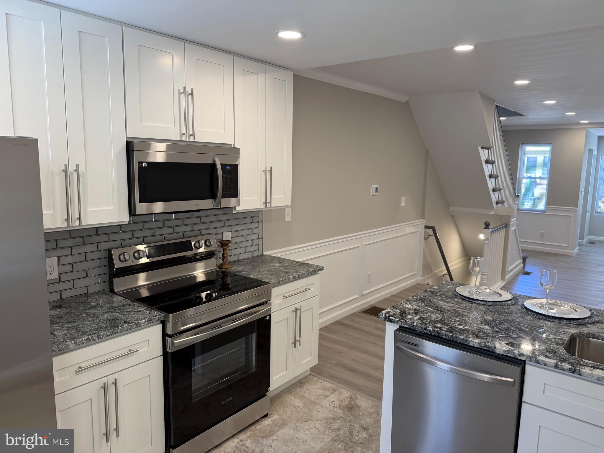 WEST OAK LANE - Residential