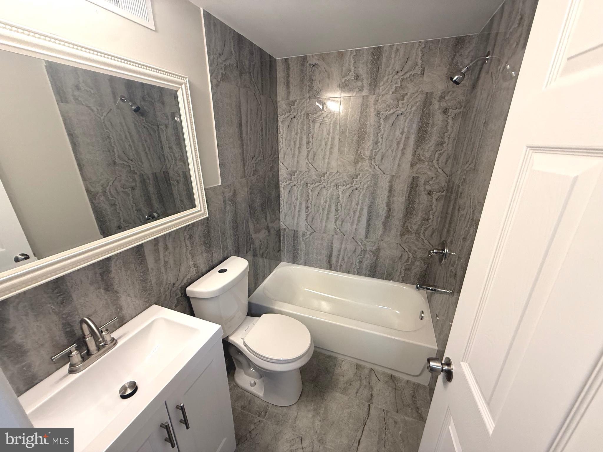 WEST OAK LANE - Residential