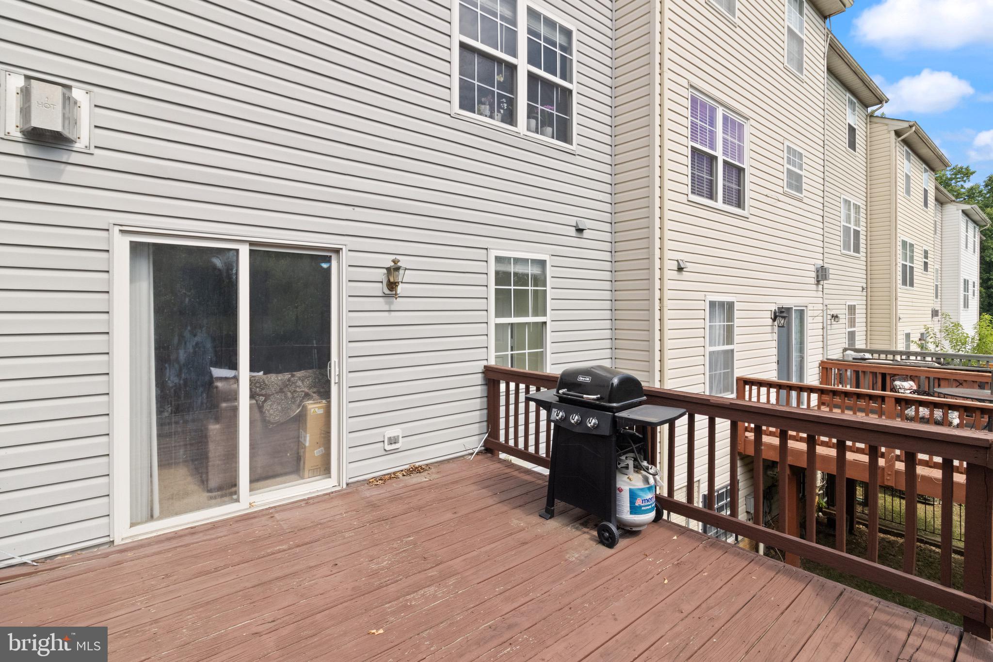 ROSECROFT TERRACE II - Residential