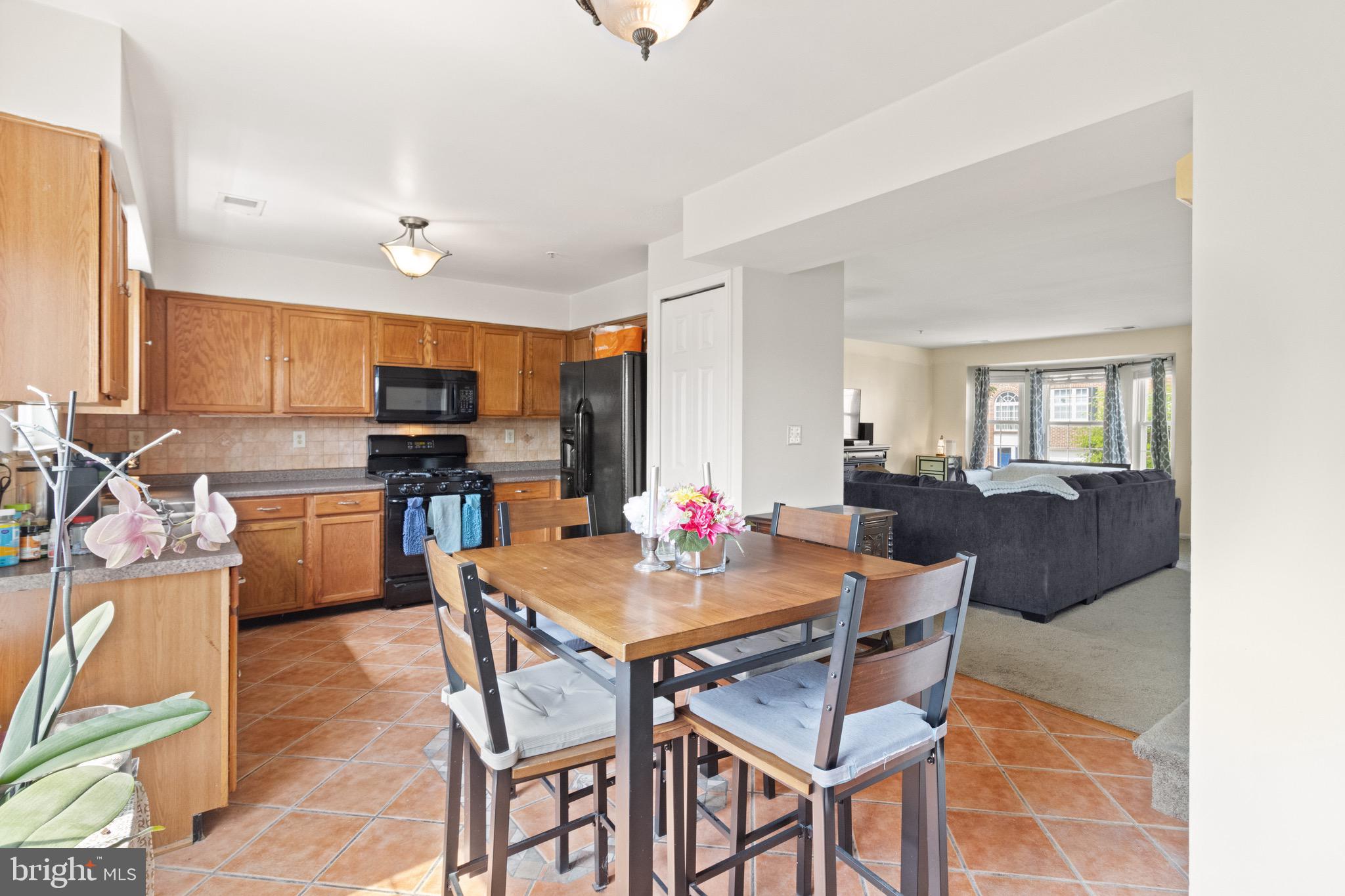 ROSECROFT TERRACE II - Residential