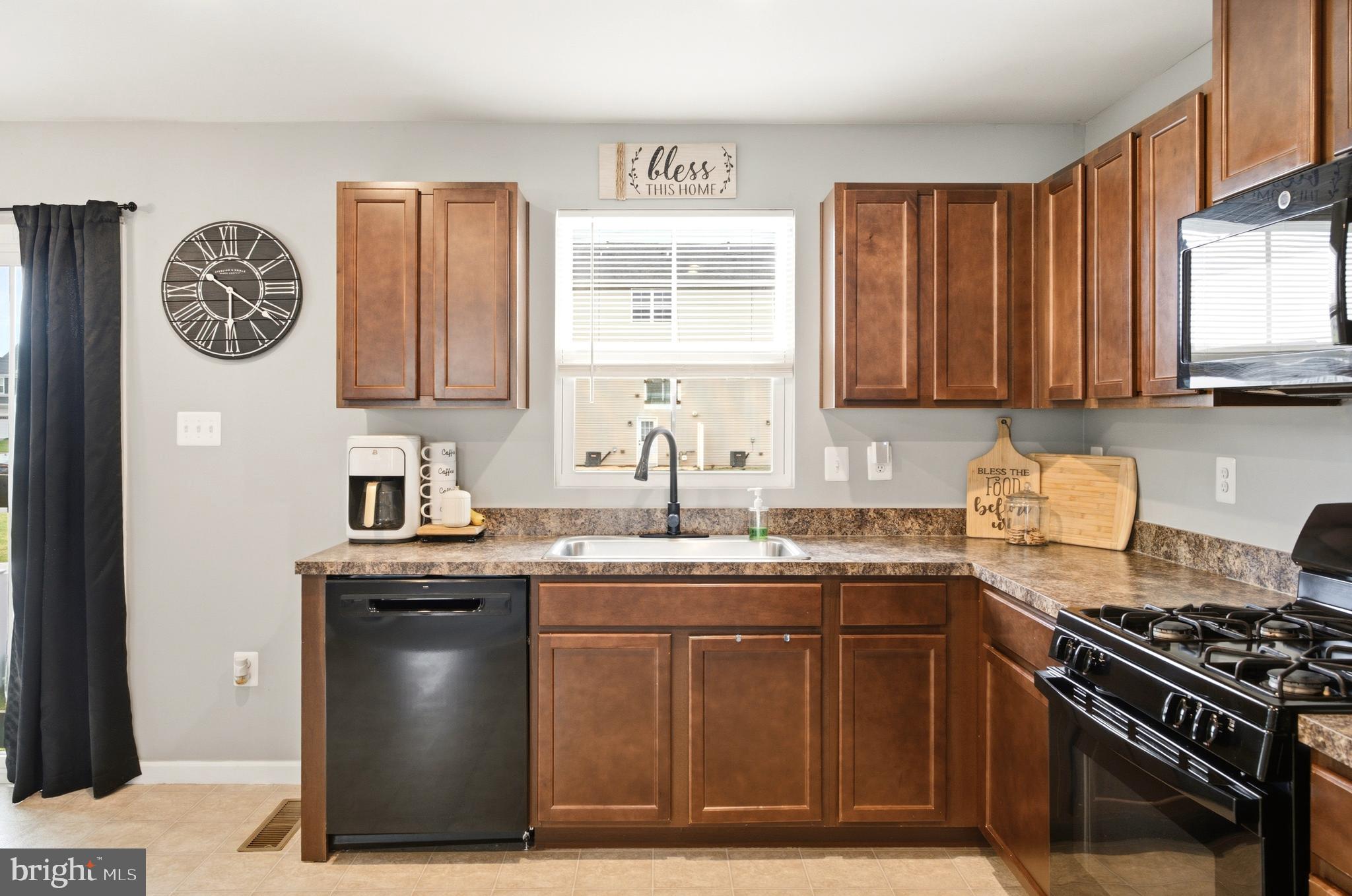 THE LAKES AT MARTINSBURG - Residential
