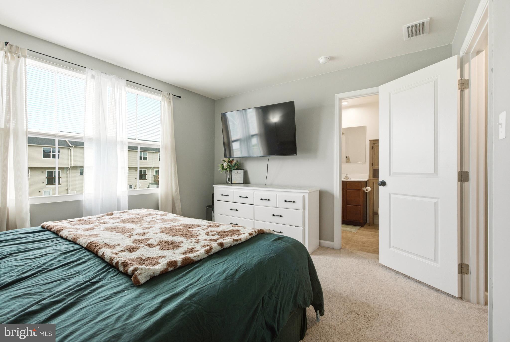 THE LAKES AT MARTINSBURG - Residential
