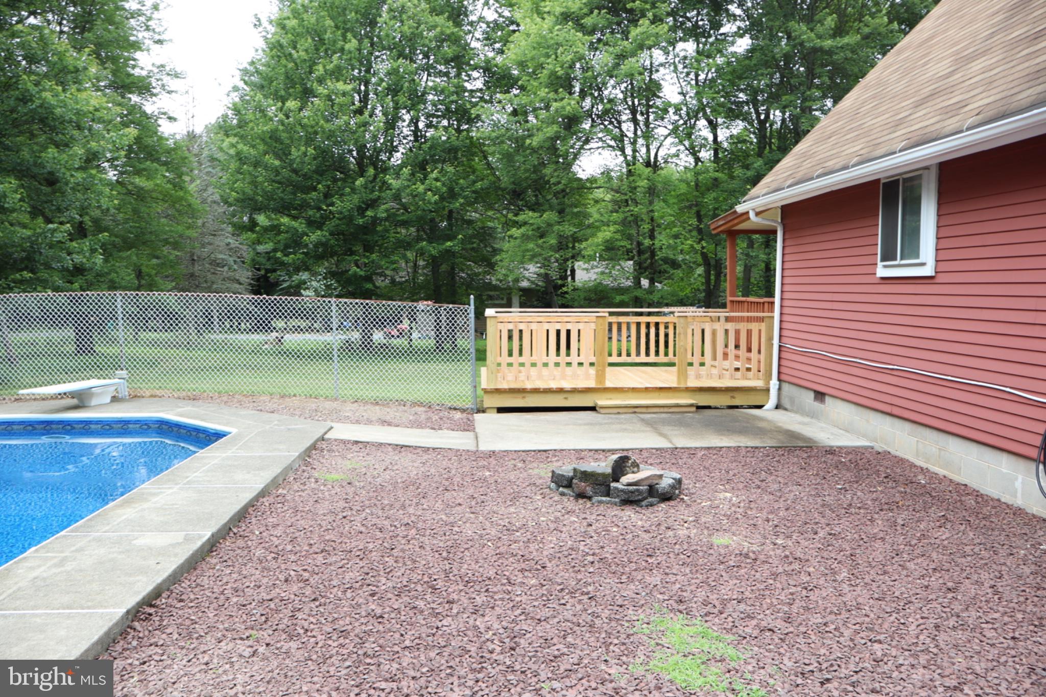 MOUNT POCOHANTAS - Residential
