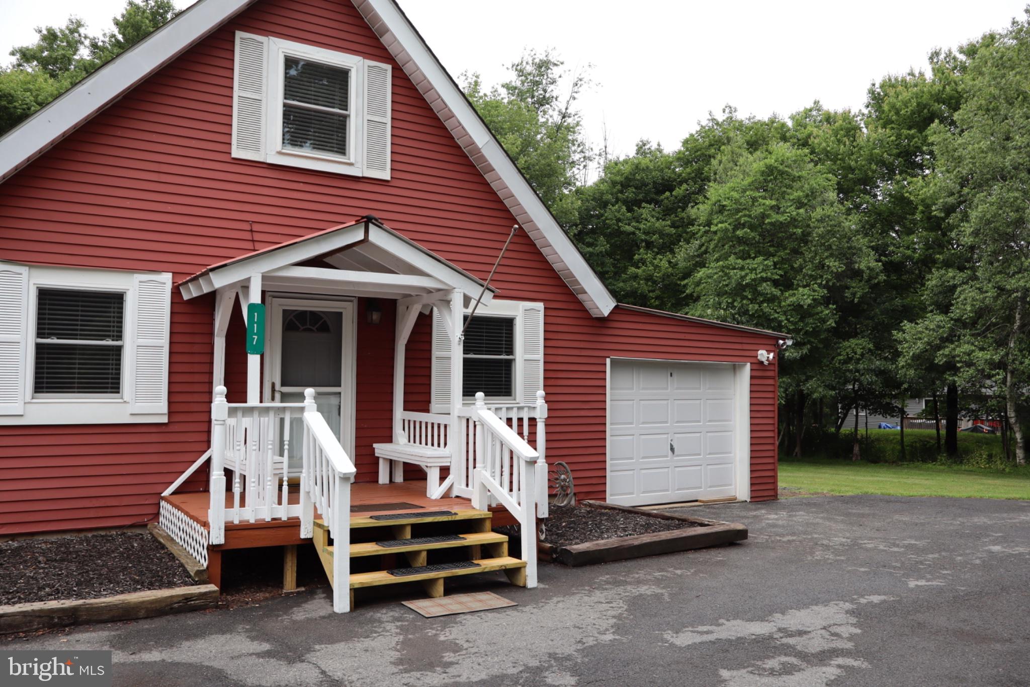 MOUNT POCOHANTAS - Residential