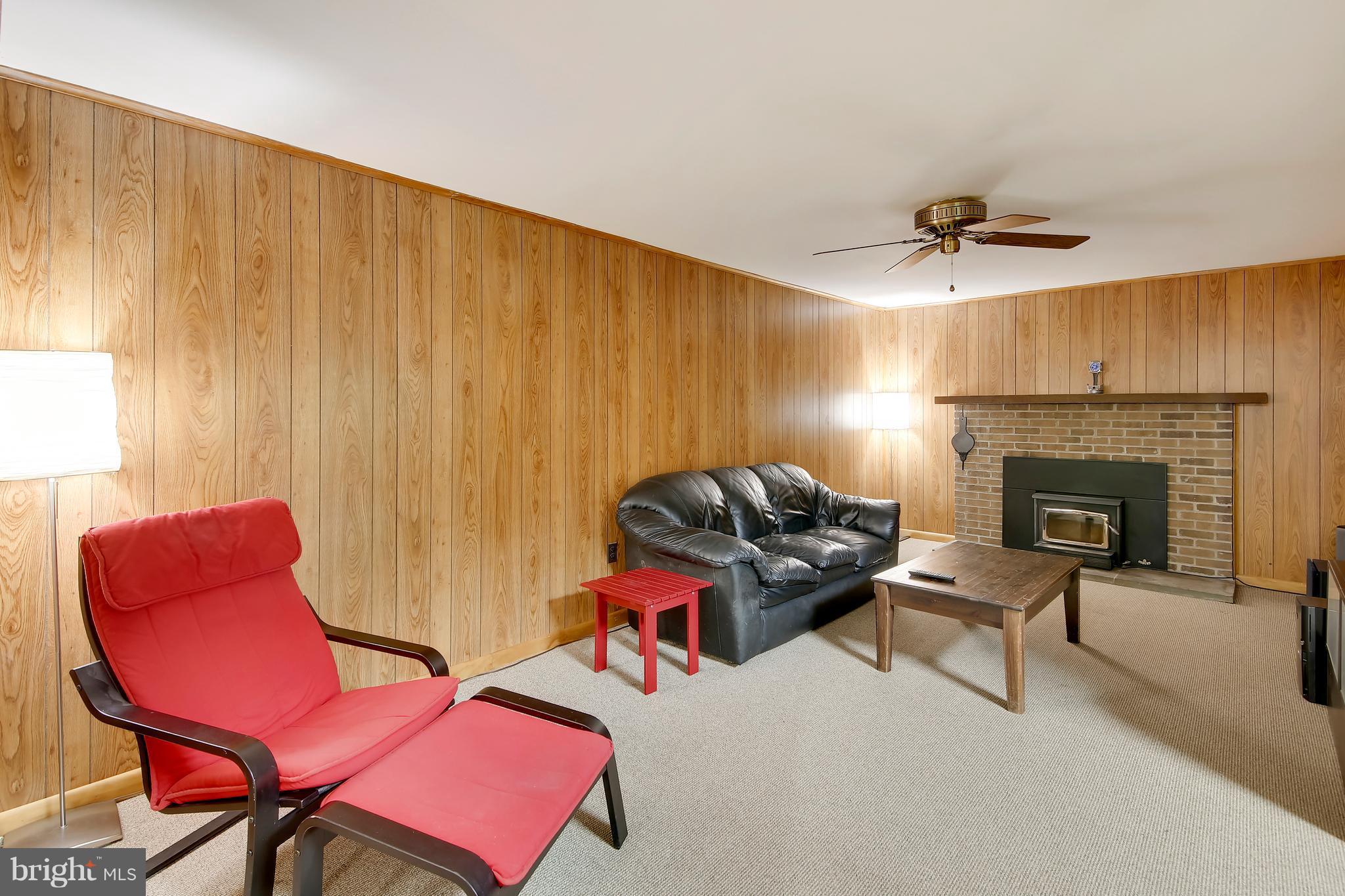 MID COUNTY VIEW - Residential