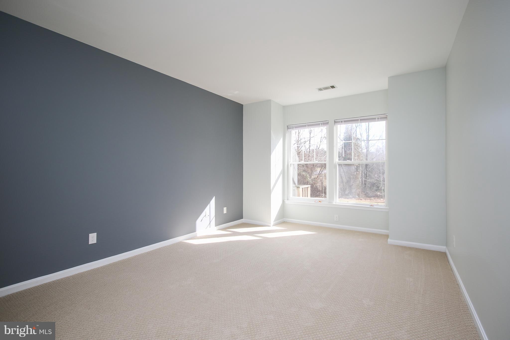 RUSSETT - Residential
