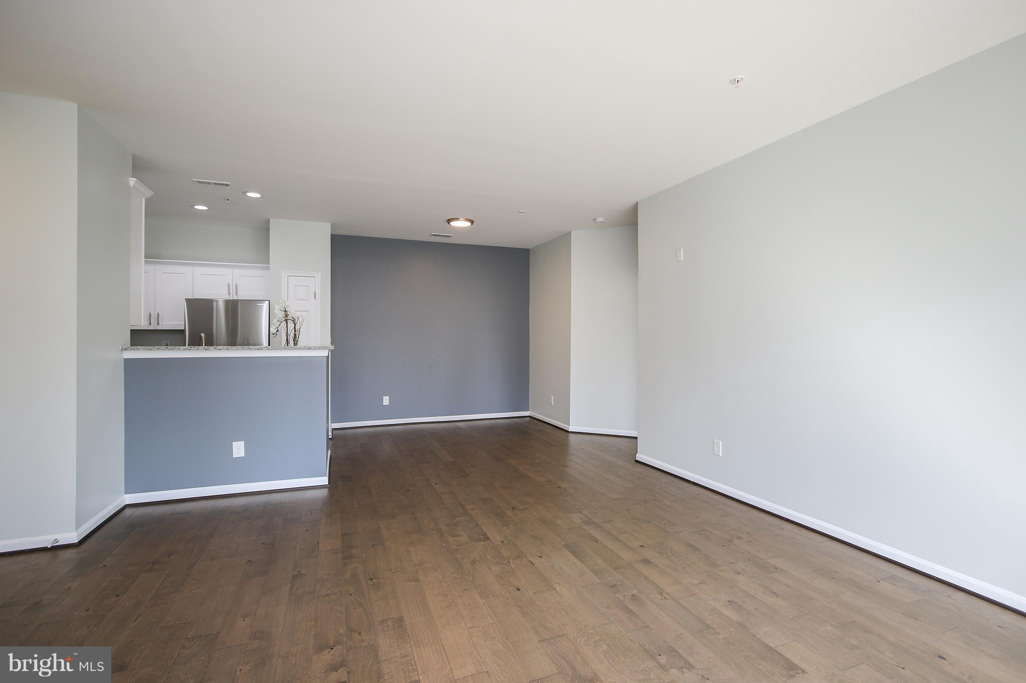 RUSSETT - Residential