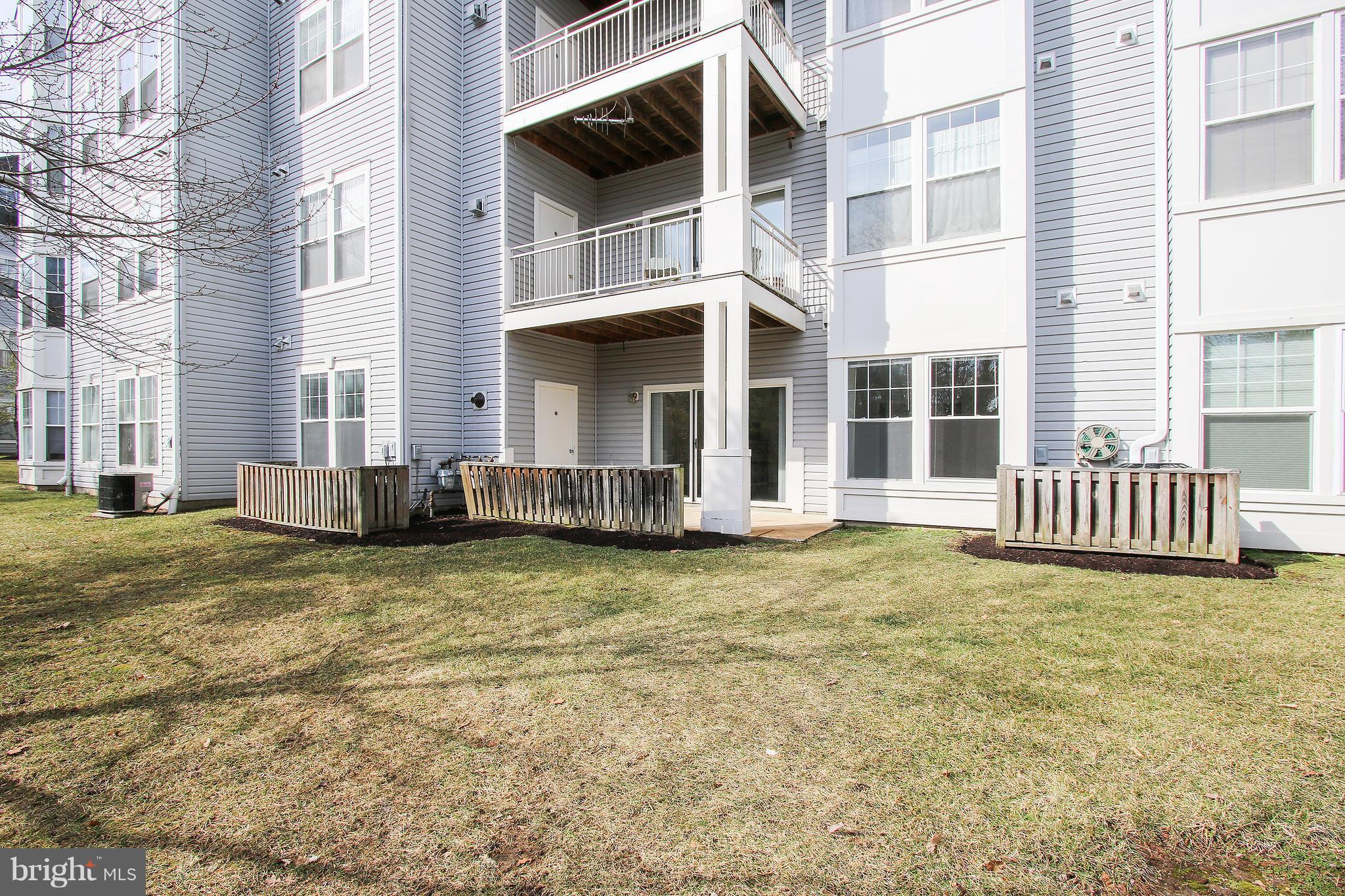 RUSSETT - Residential