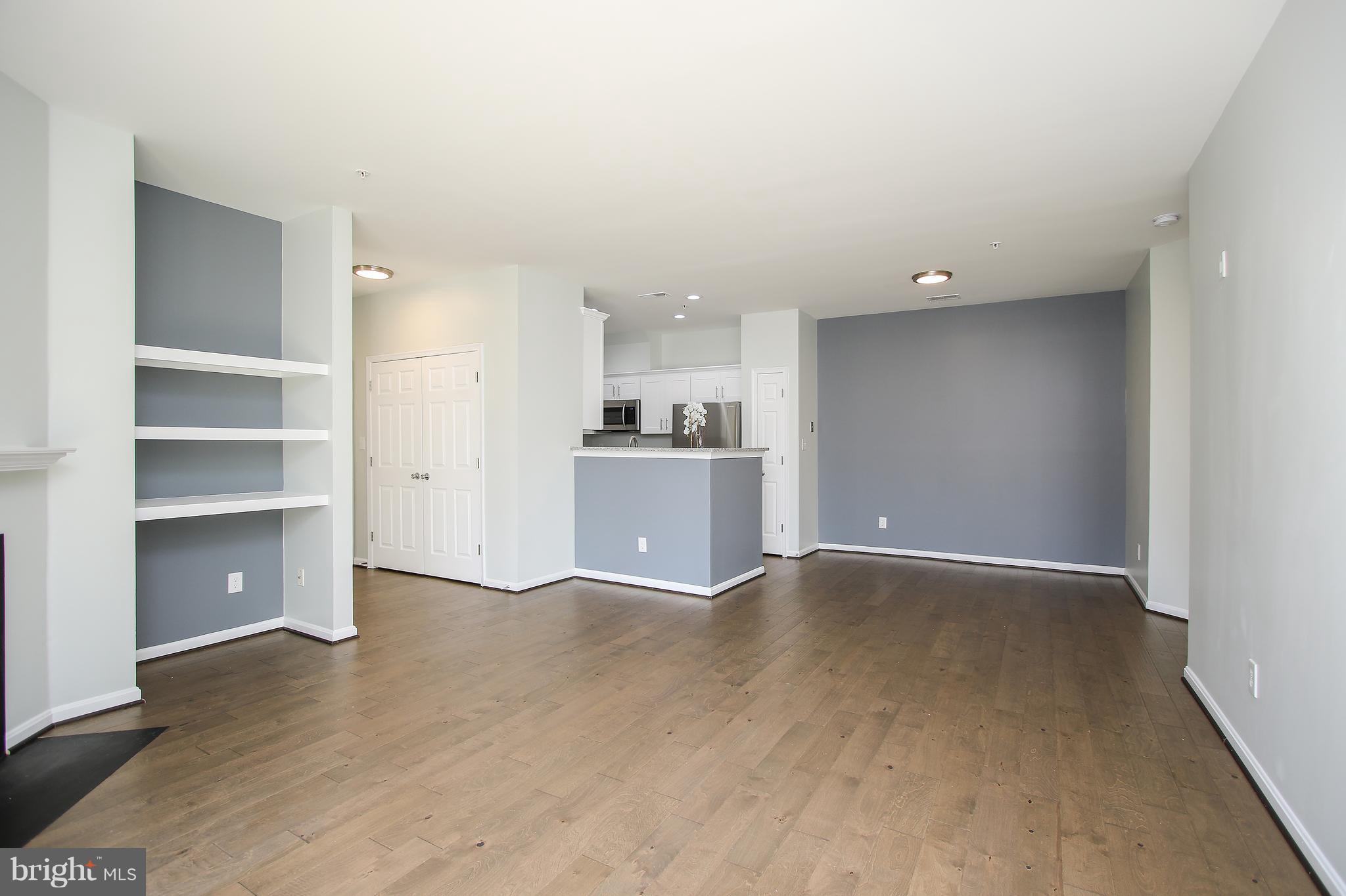 RUSSETT - Residential