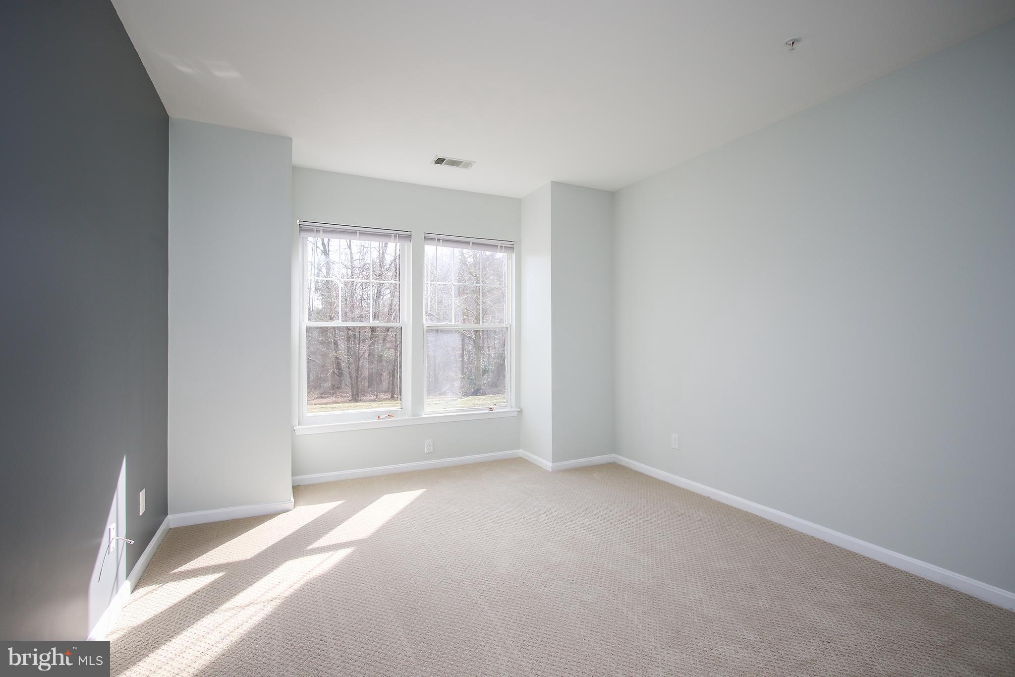 RUSSETT - Residential