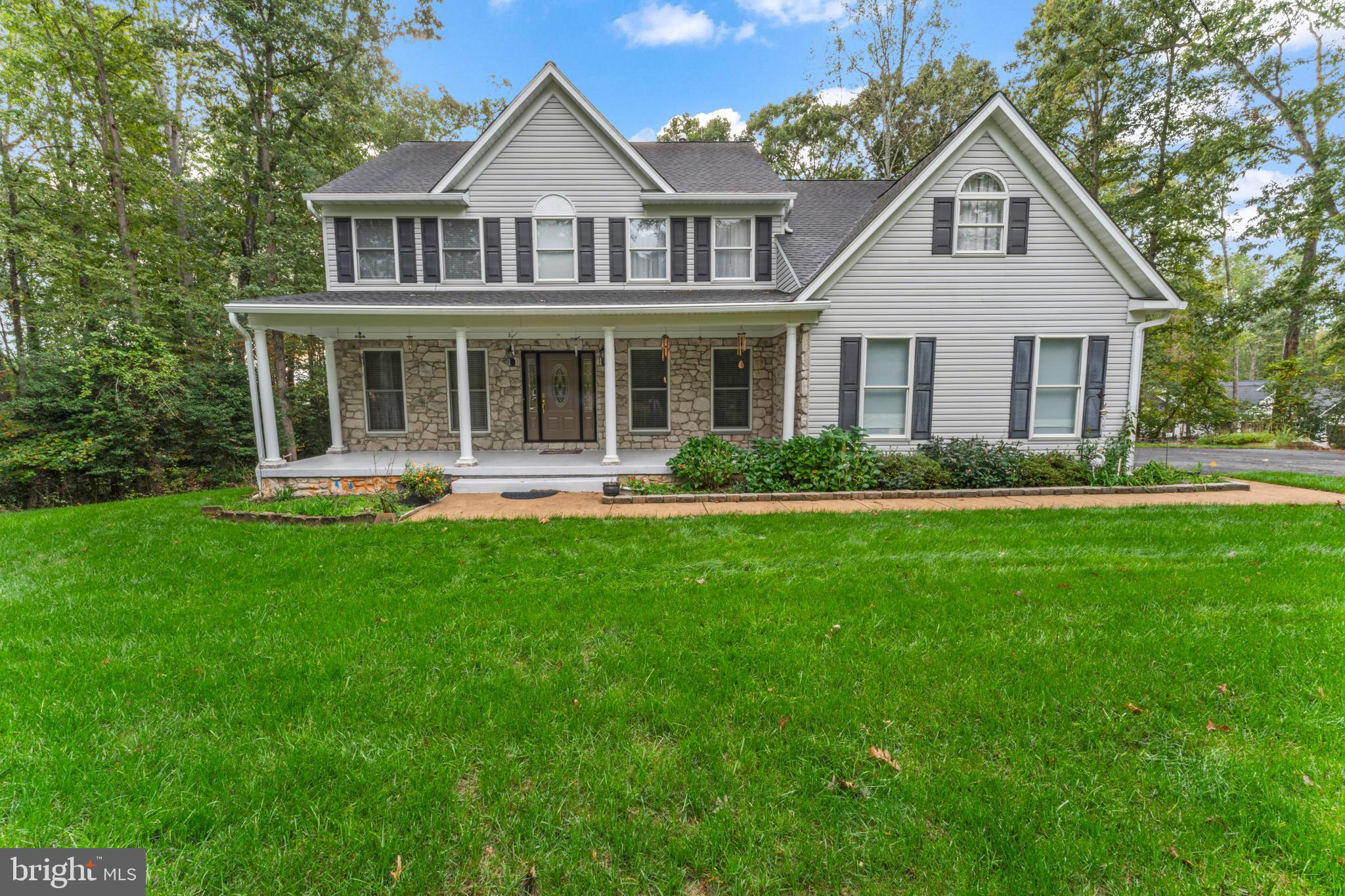 WINDSOR FOREST - Residential