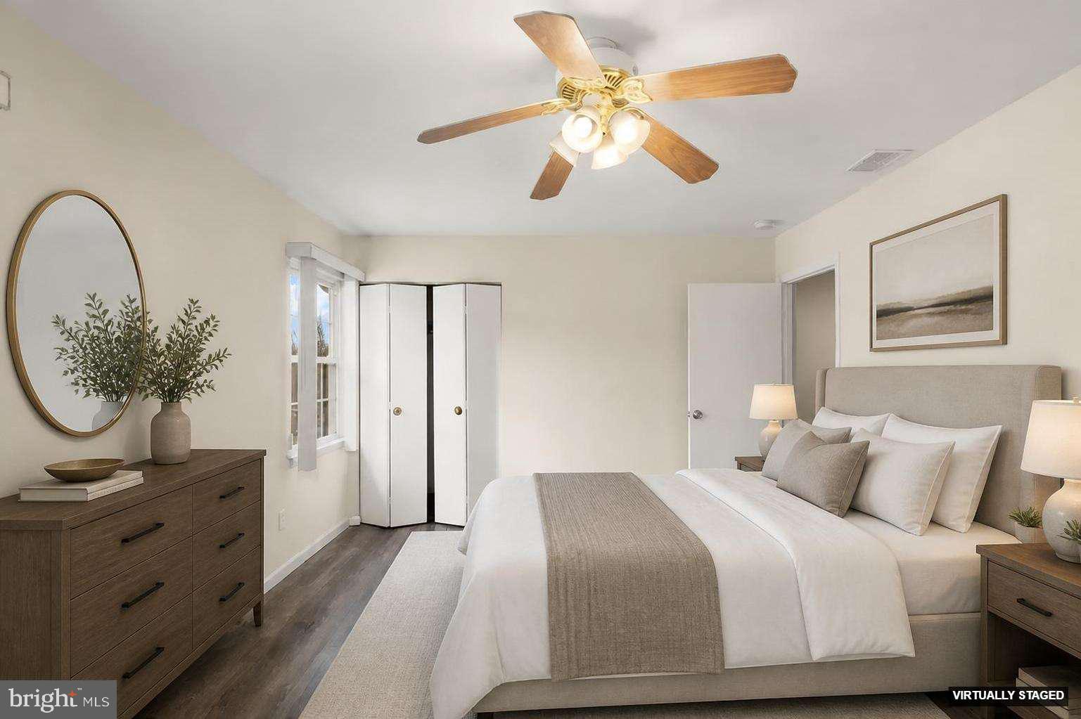 THE HUNTSMAN CONDOMINIUM - Residential