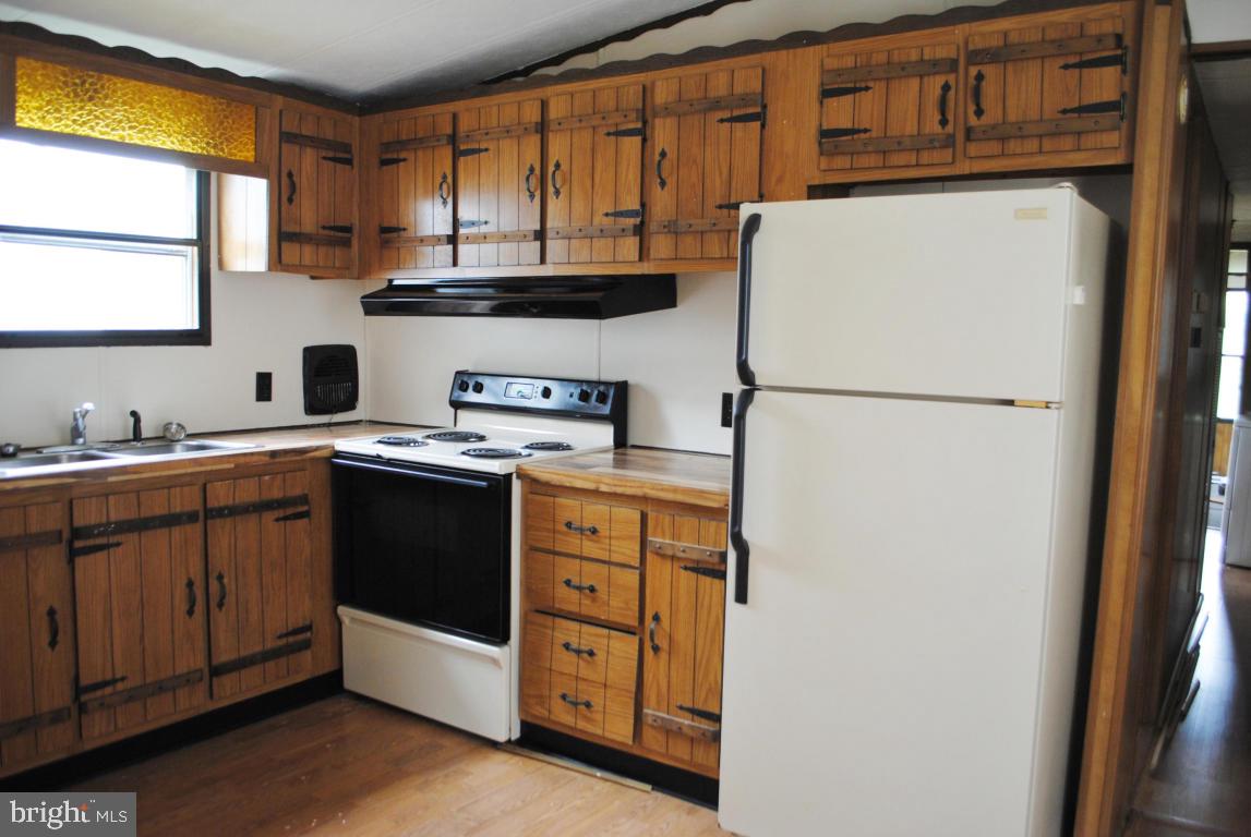 CONESTOGA MANOR - Residential