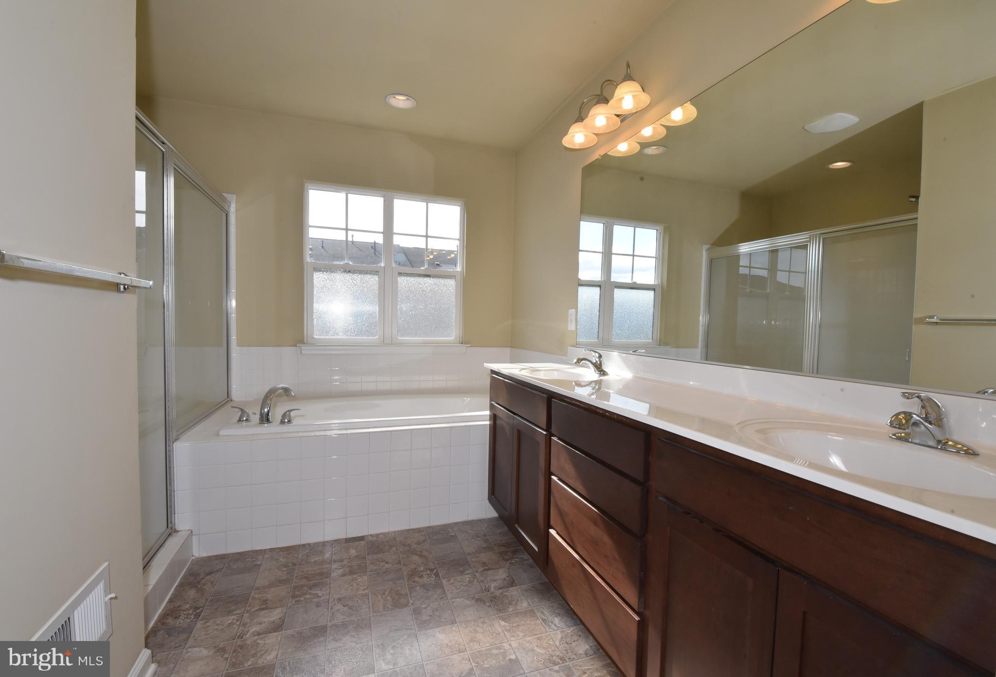 SNOWDEN BRIDGE - Residential Lease