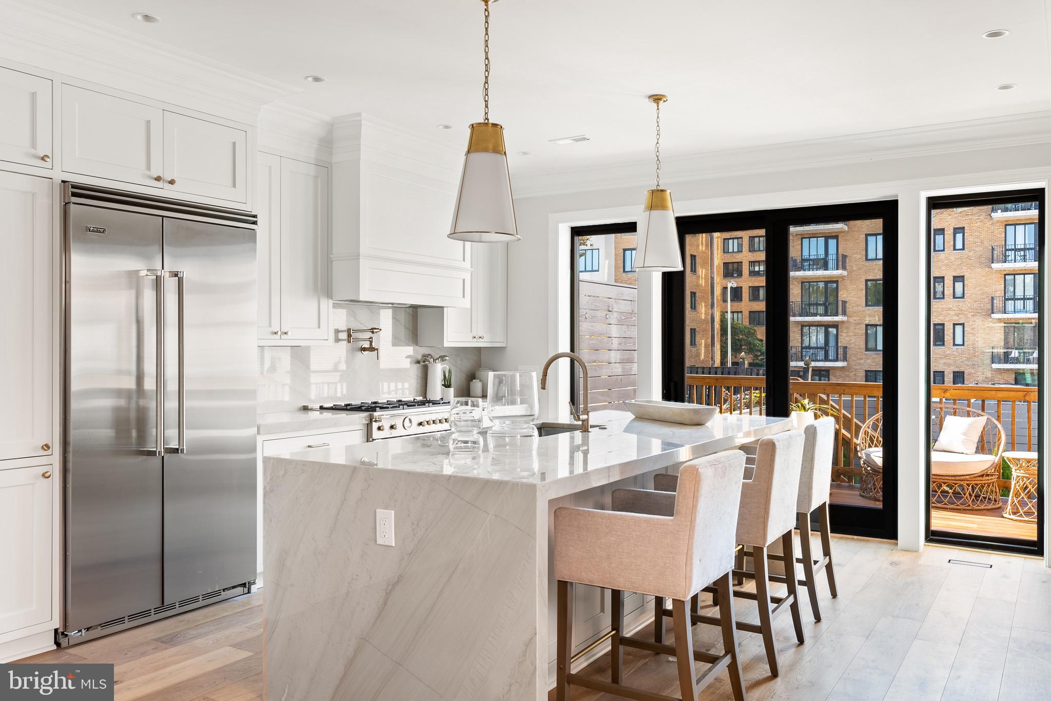 LOGAN CIRCLE - Residential