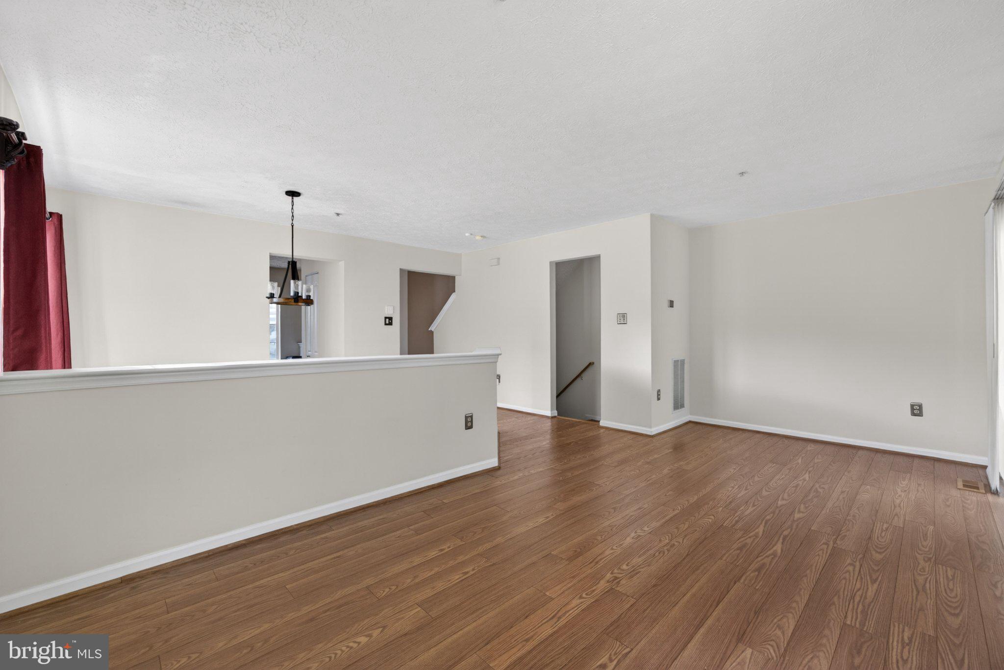 SOUTH HAMPTON SUB - Residential