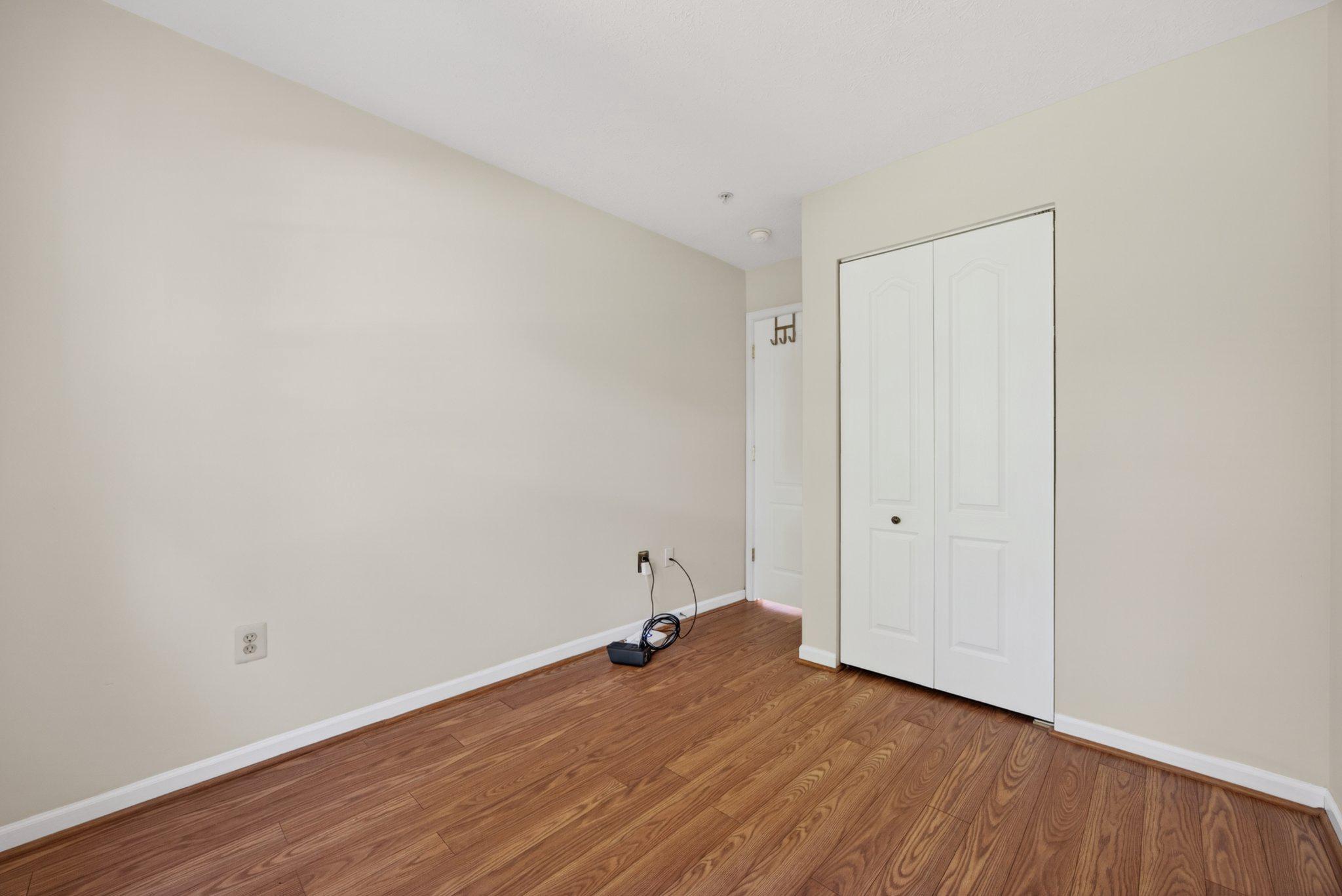 SOUTH HAMPTON SUB - Residential