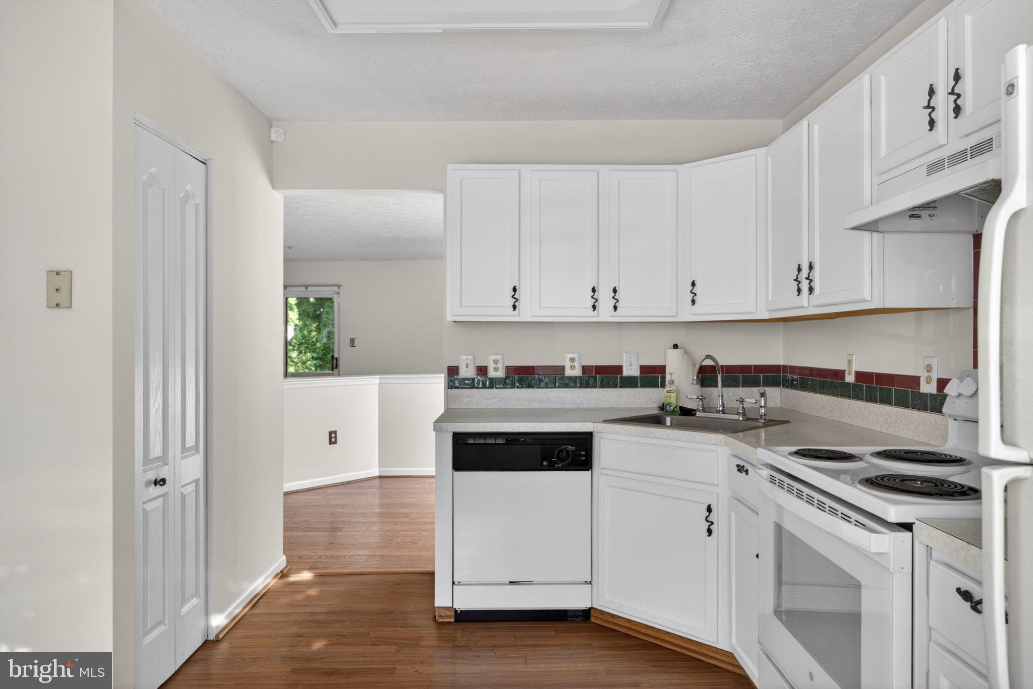SOUTH HAMPTON SUB - Residential