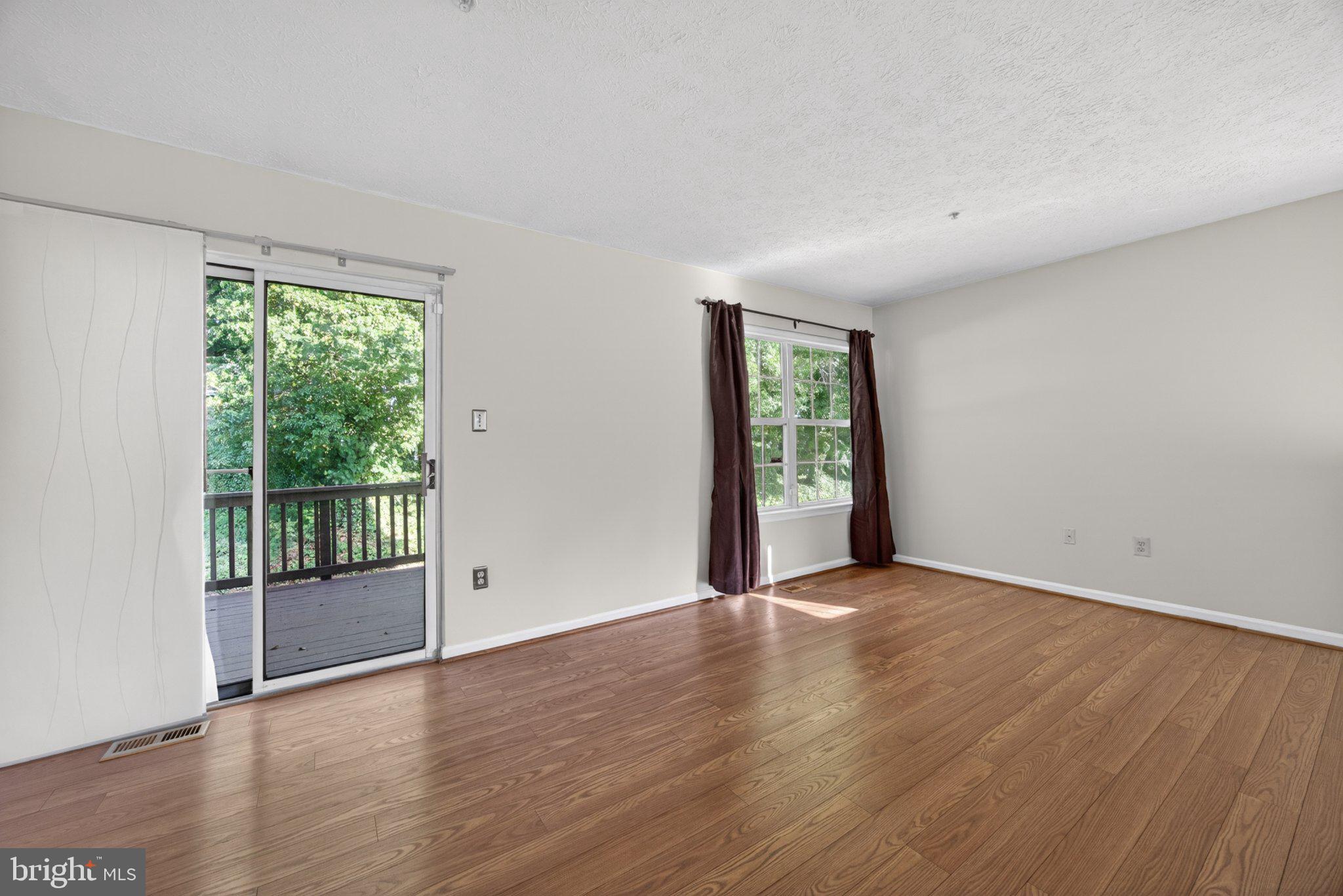 SOUTH HAMPTON SUB - Residential