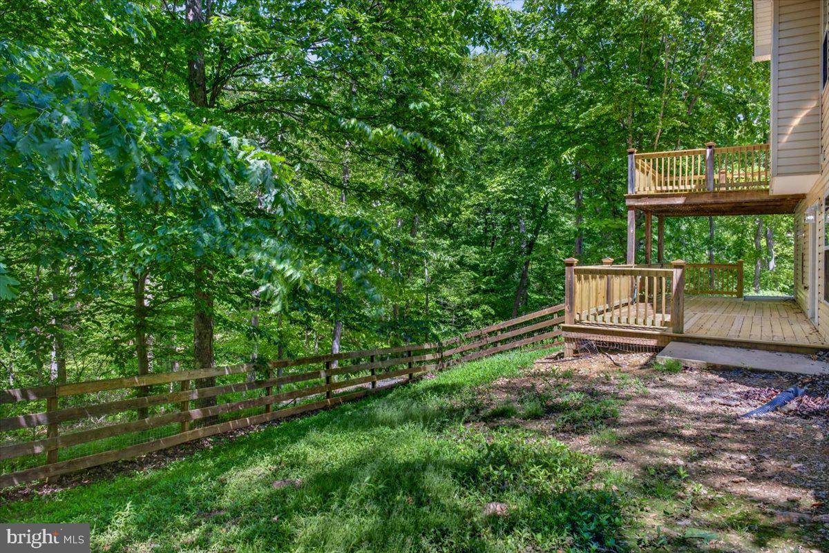 LAKE MONTICELLO - Residential