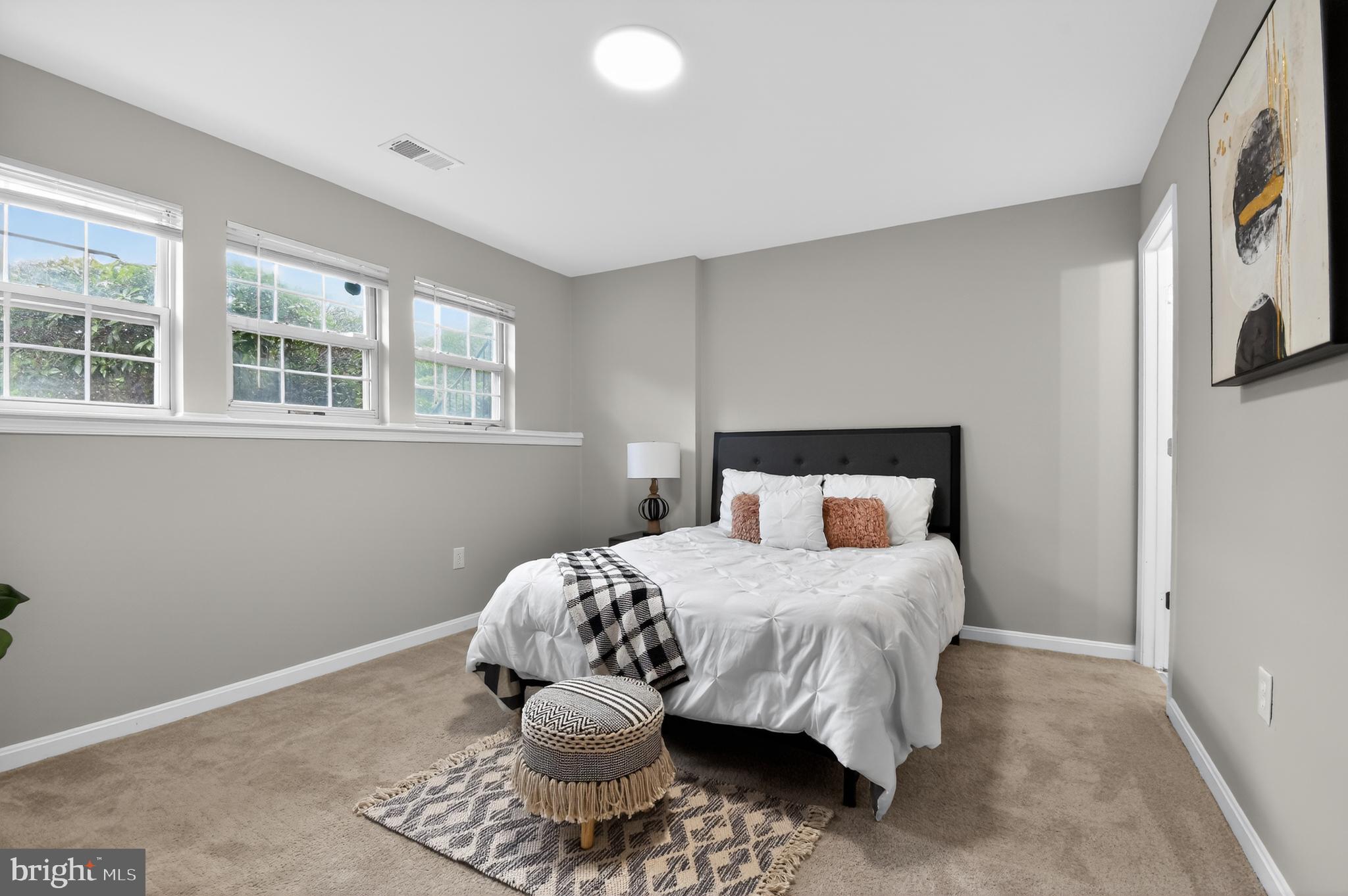 APPLEGATE CONDO - Residential