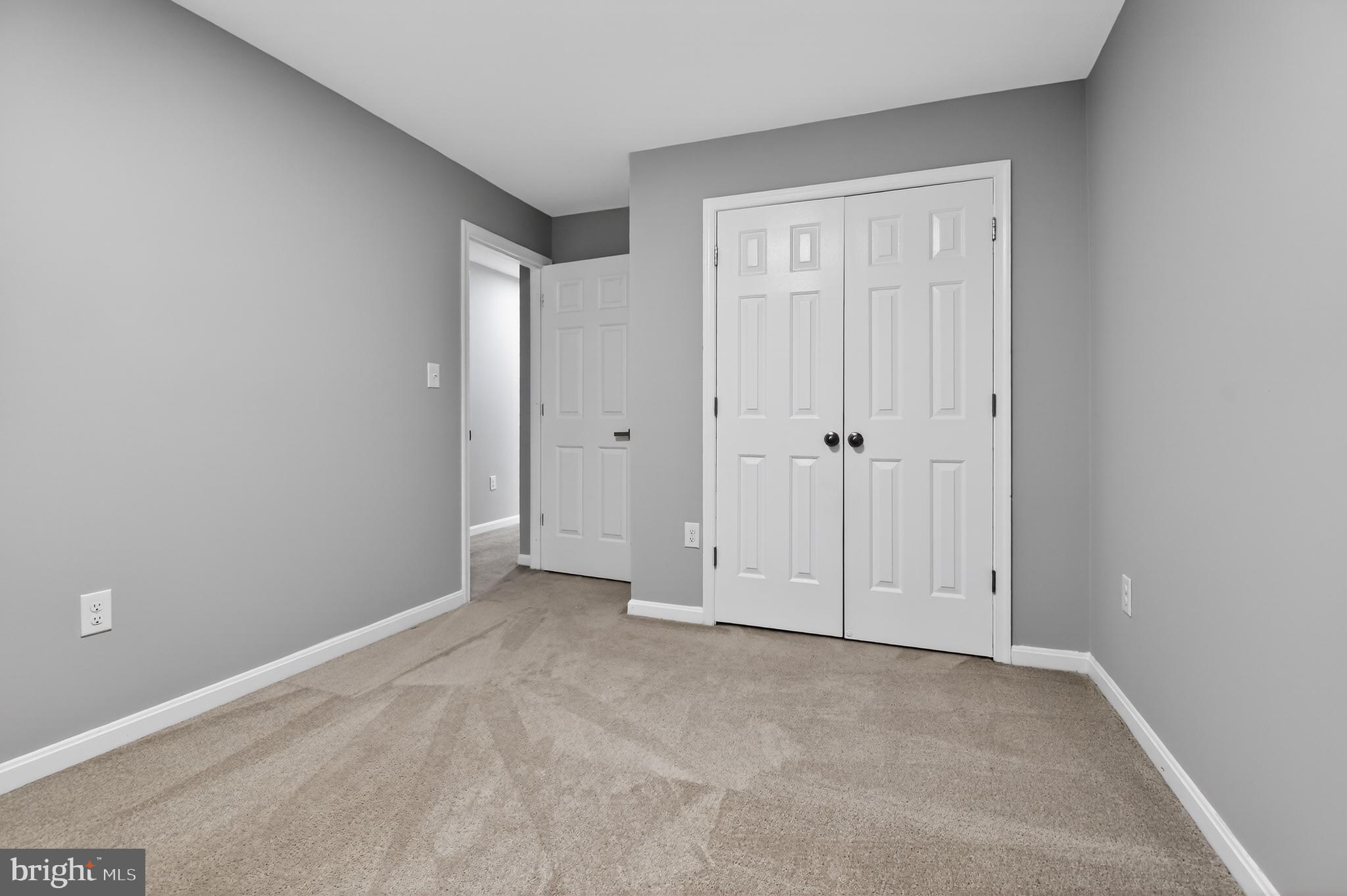 APPLEGATE CONDO - Residential