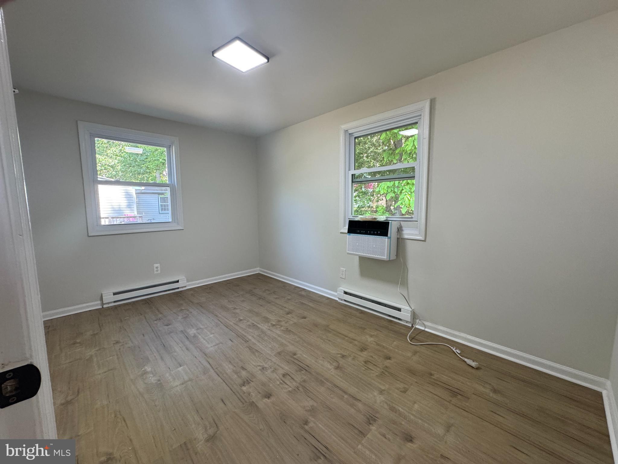 WHITE MEADOWS - Residential