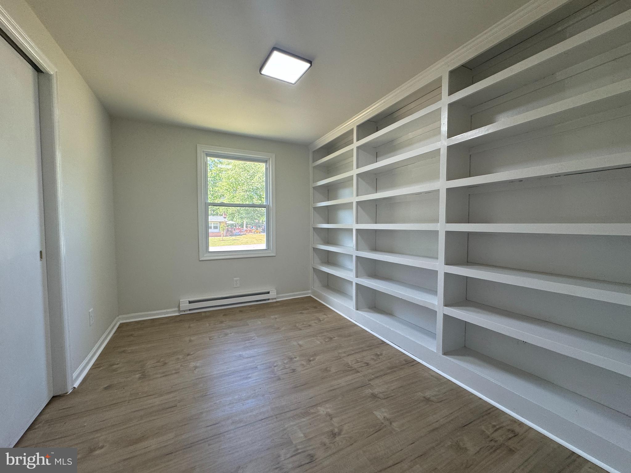 WHITE MEADOWS - Residential