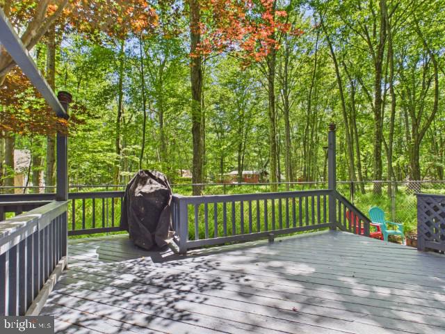 ARROWHEAD LAKES - Residential