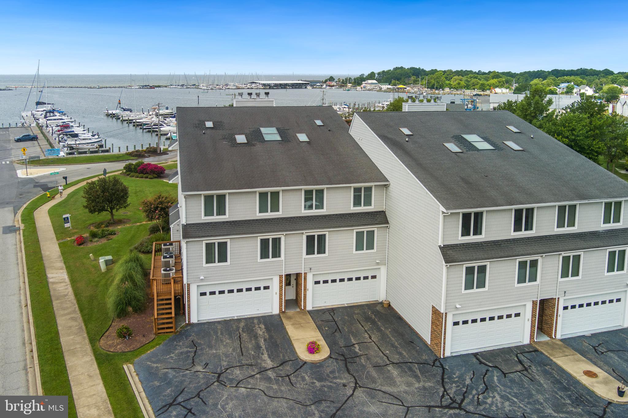 ROCK HALL LANDING - Residential