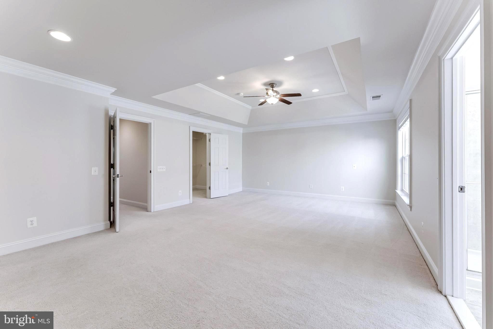 EAST GATE - Residential