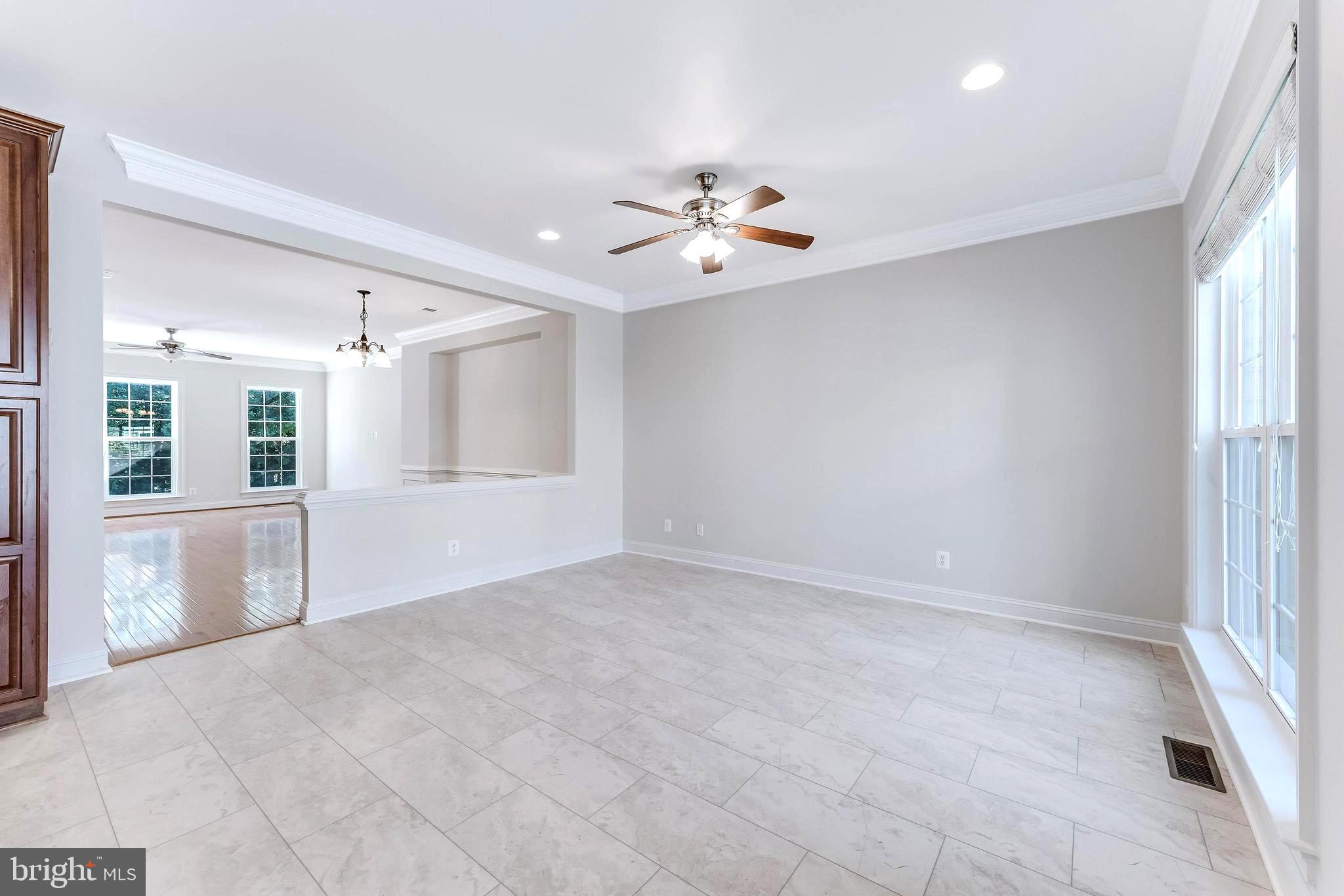 EAST GATE - Residential
