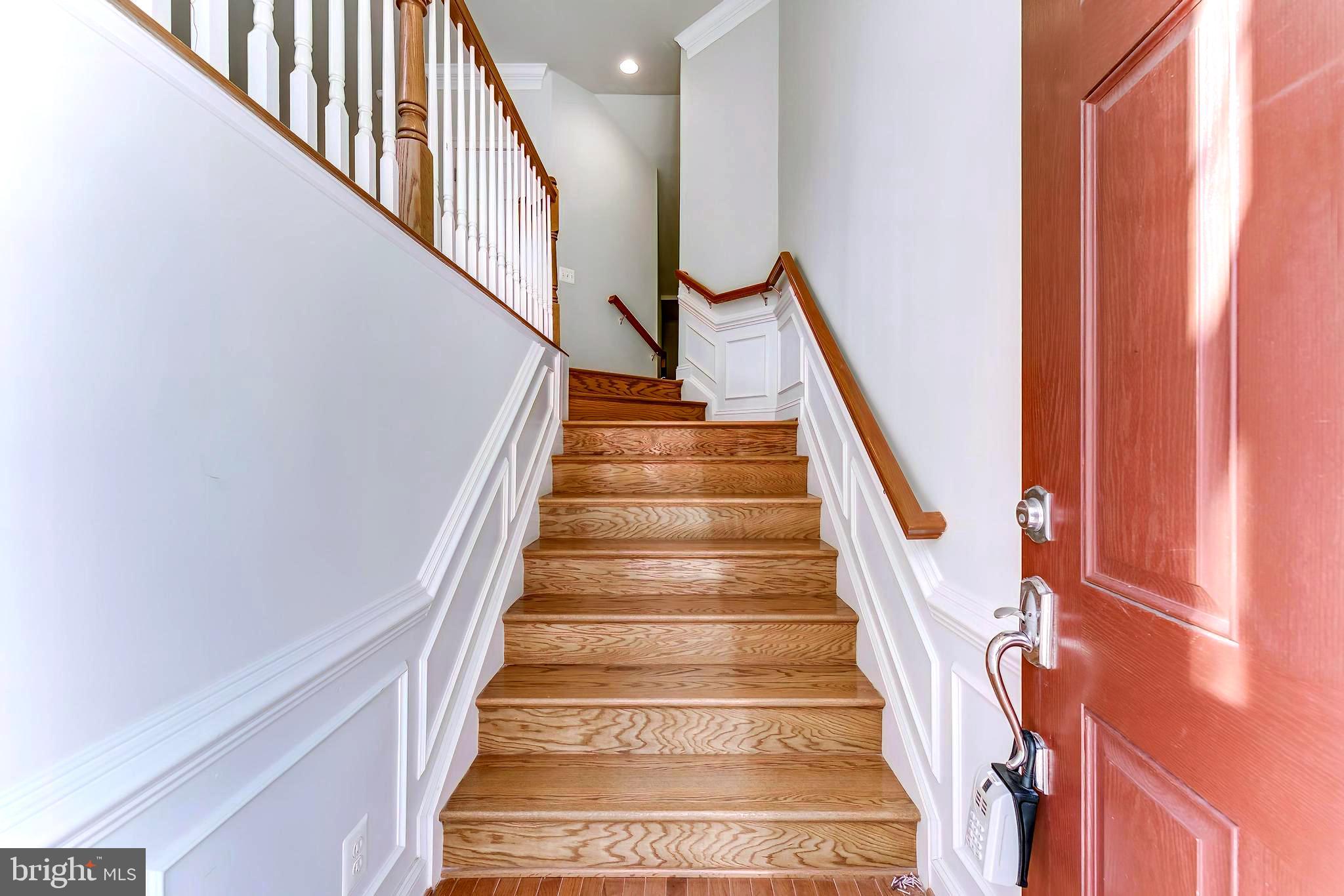 EAST GATE - Residential
