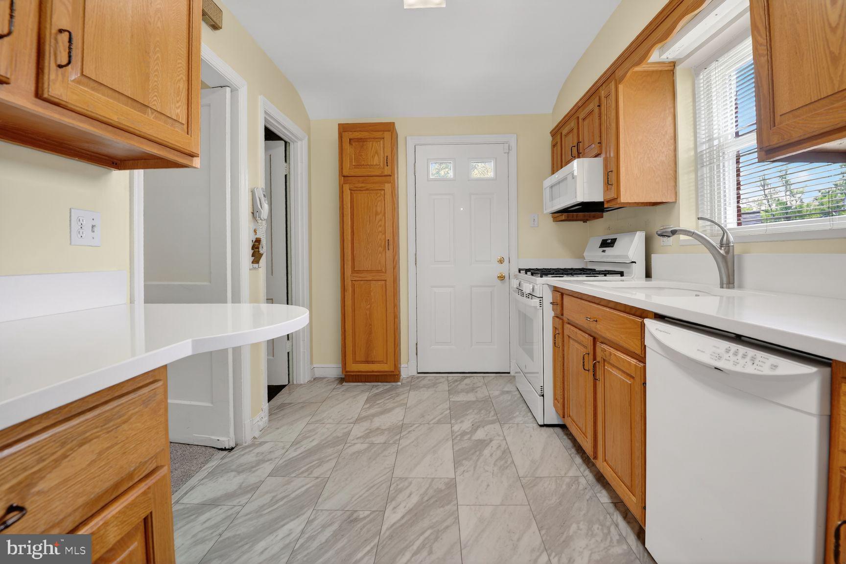 WHEATON FOREST - Residential