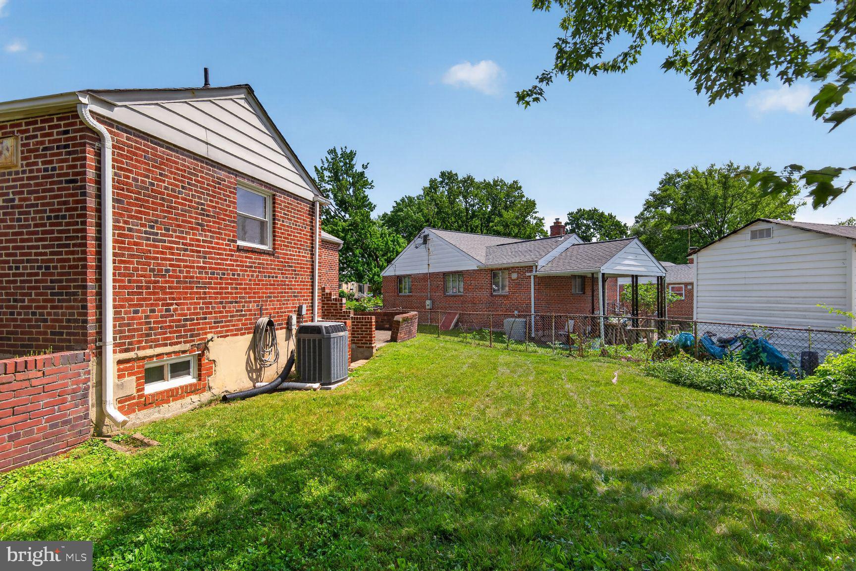 WHEATON FOREST - Residential