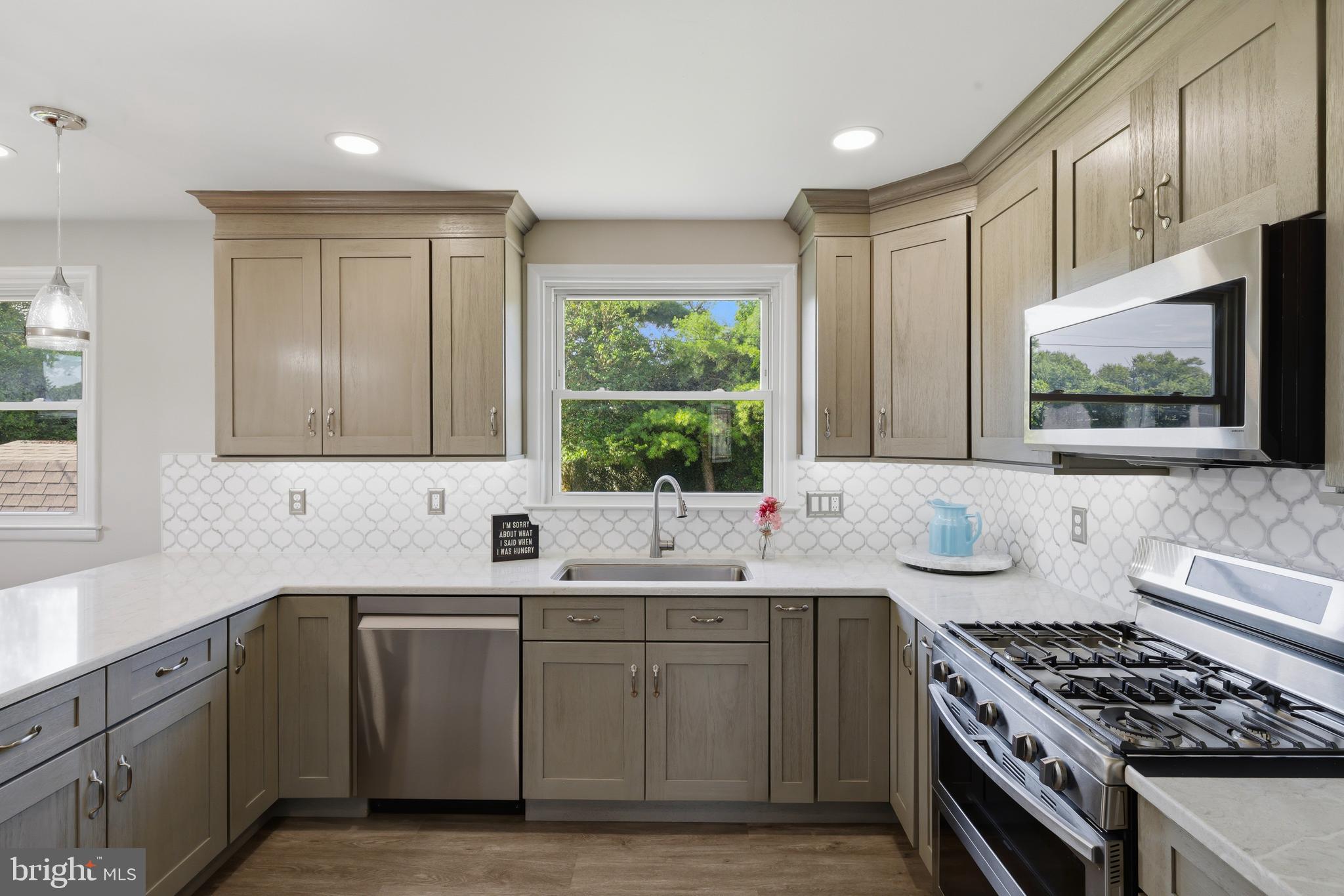 THORNLEIGH - Residential