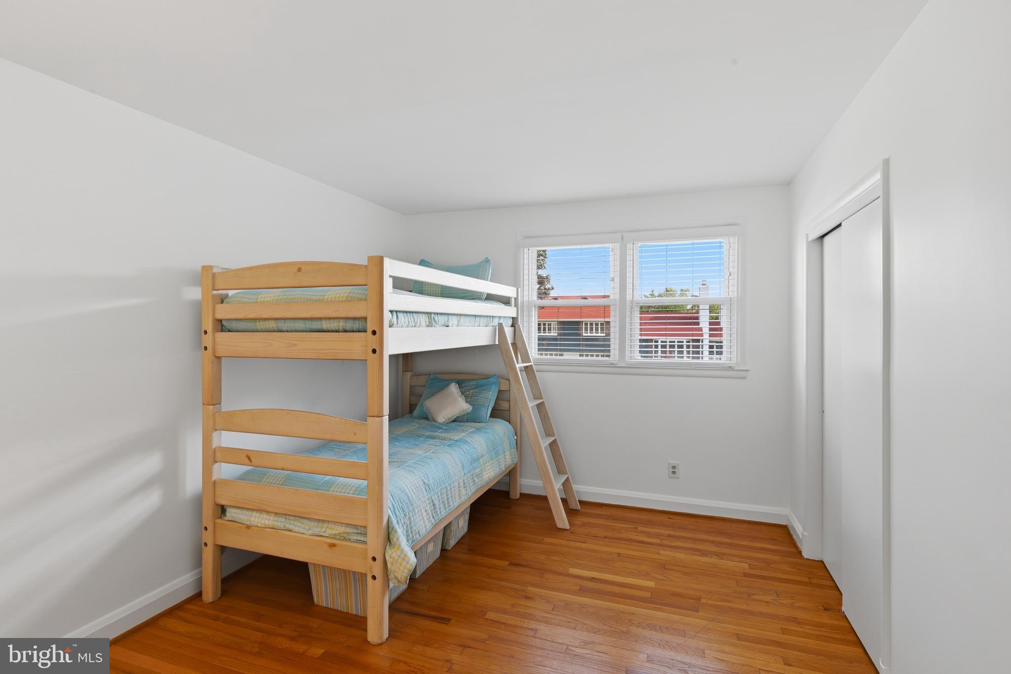 THORNLEIGH - Residential