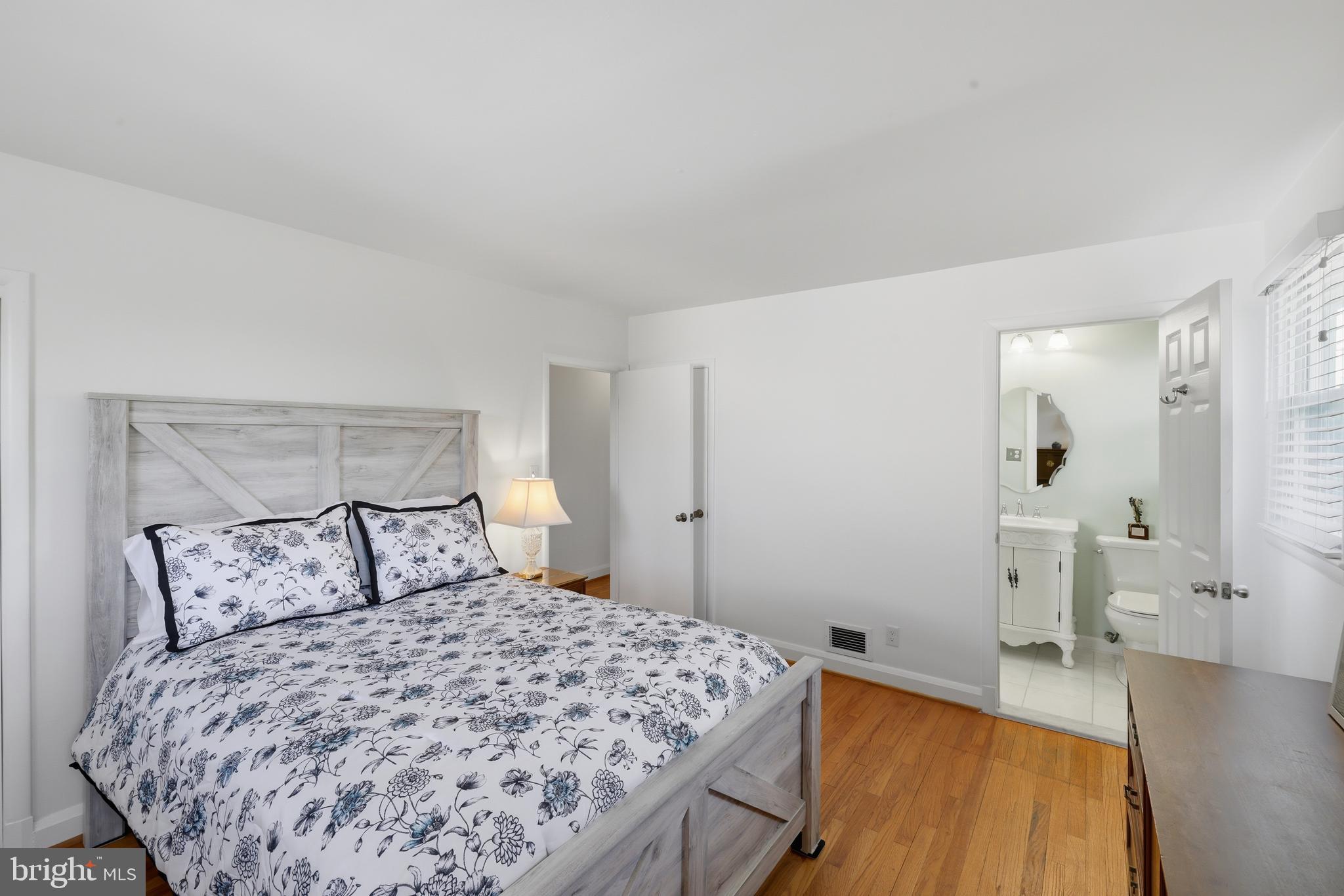 THORNLEIGH - Residential
