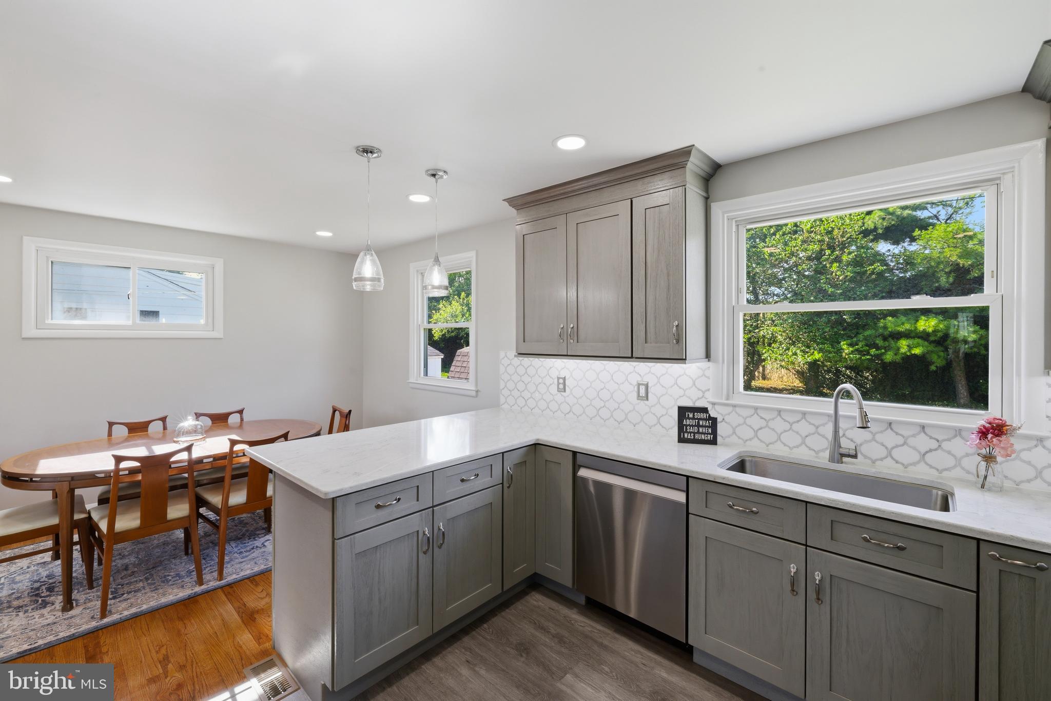 THORNLEIGH - Residential