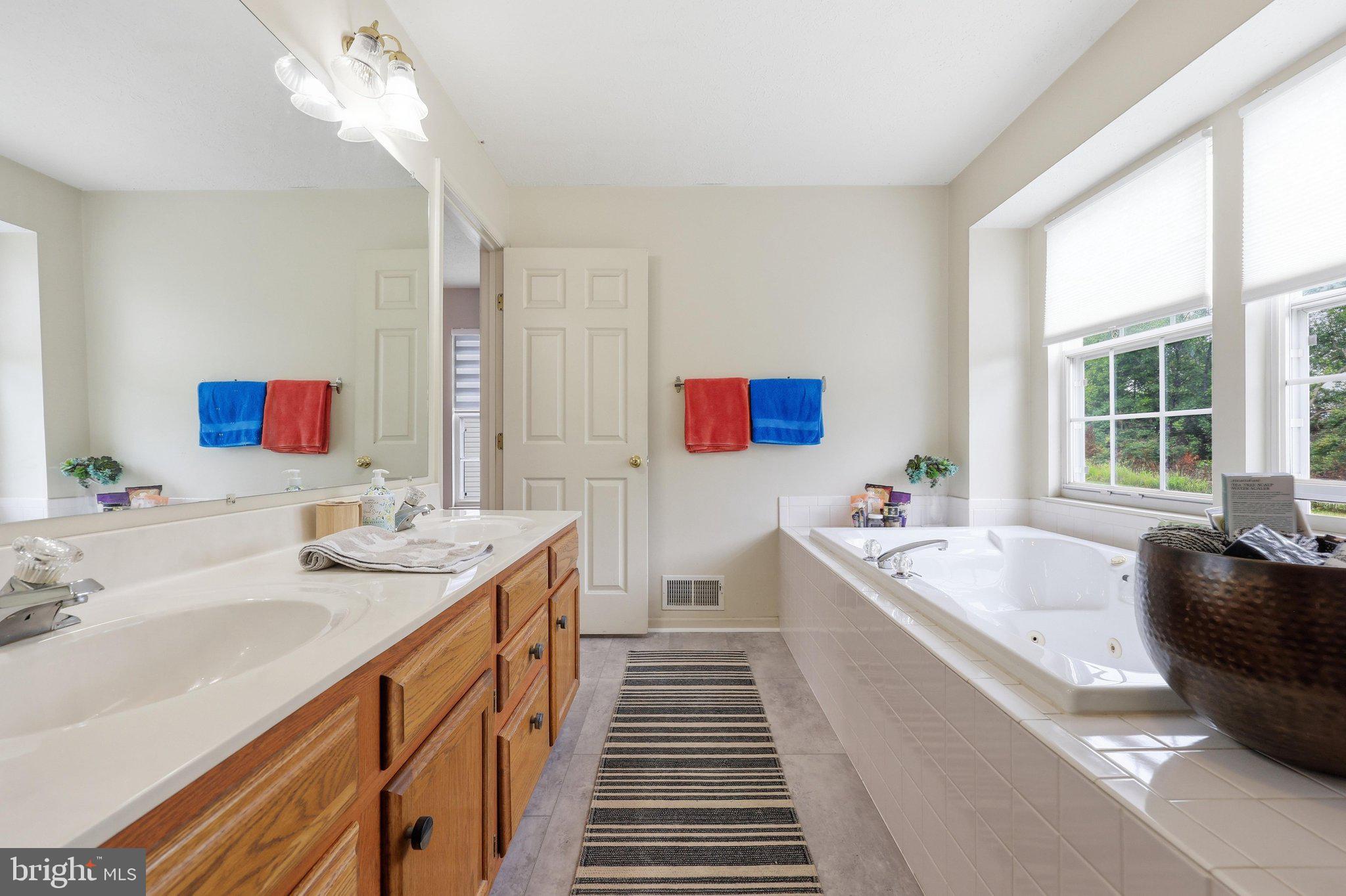 KINGSBROOK - Residential
