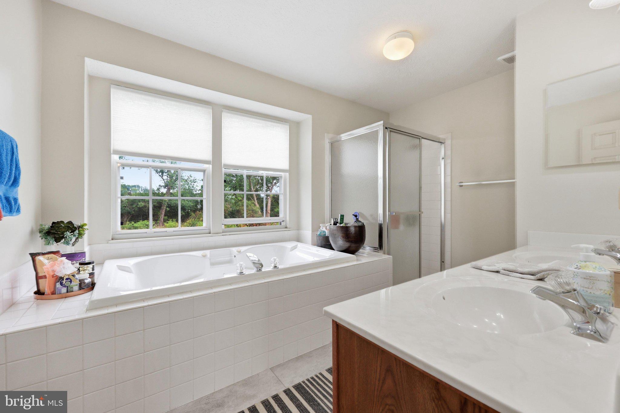 KINGSBROOK - Residential