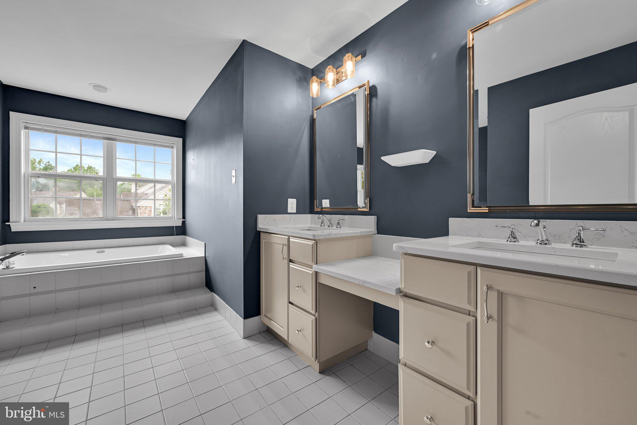 DAYLESFORD ESTATES - Residential