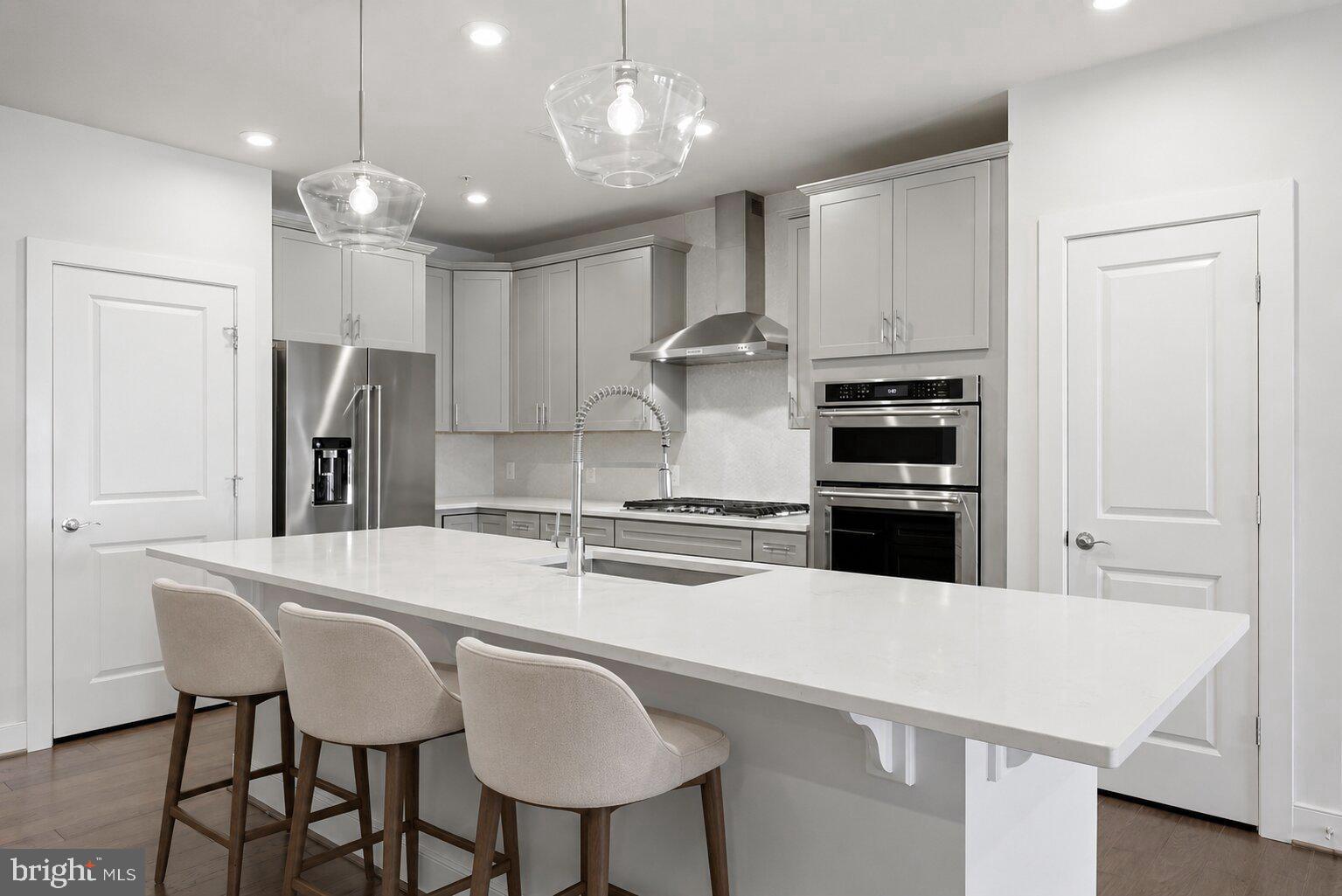 METROPARK AT ARROWBROOK - Residential