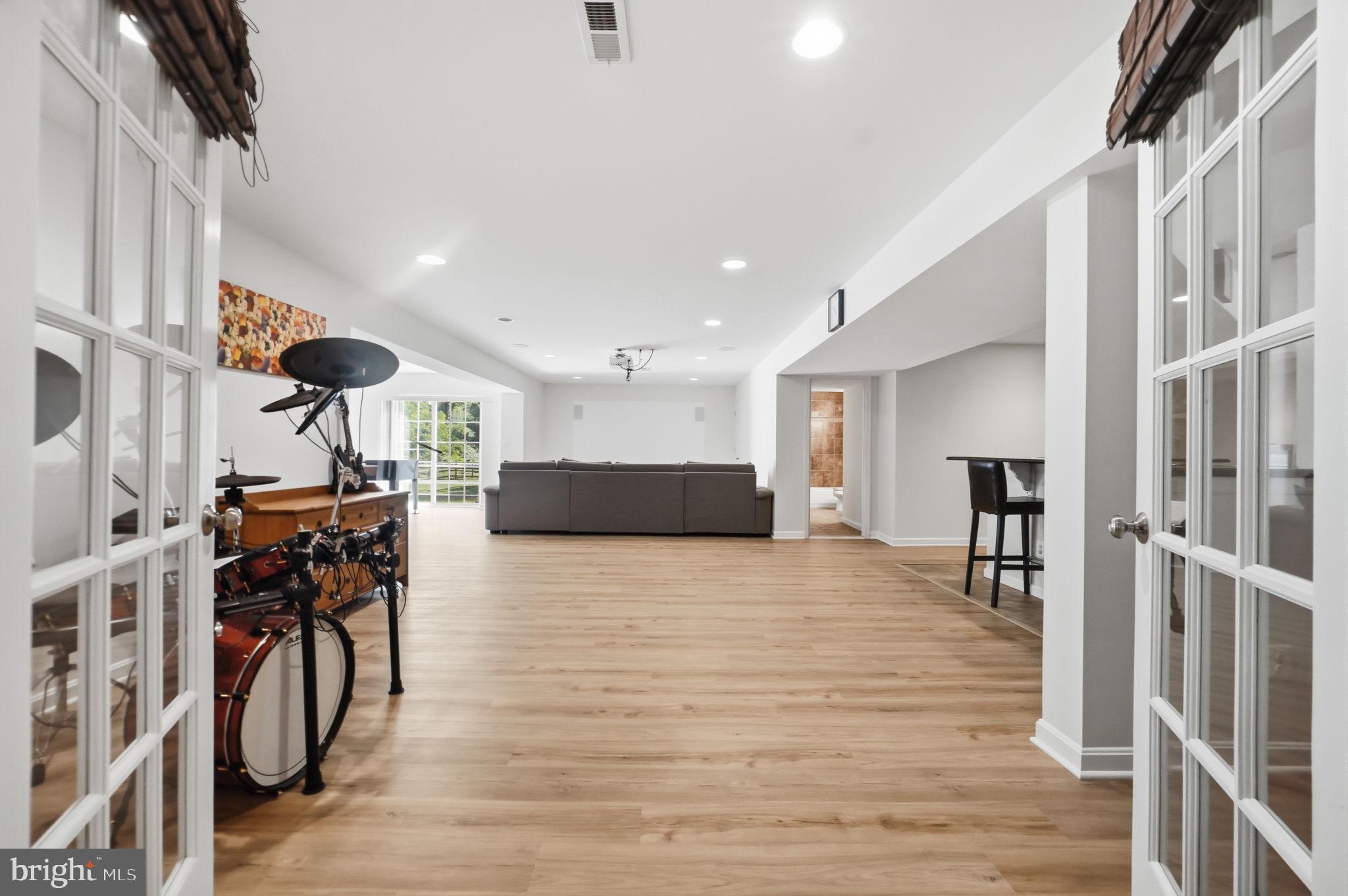 RIDINGS AT BLUE SPRINGS - Residential