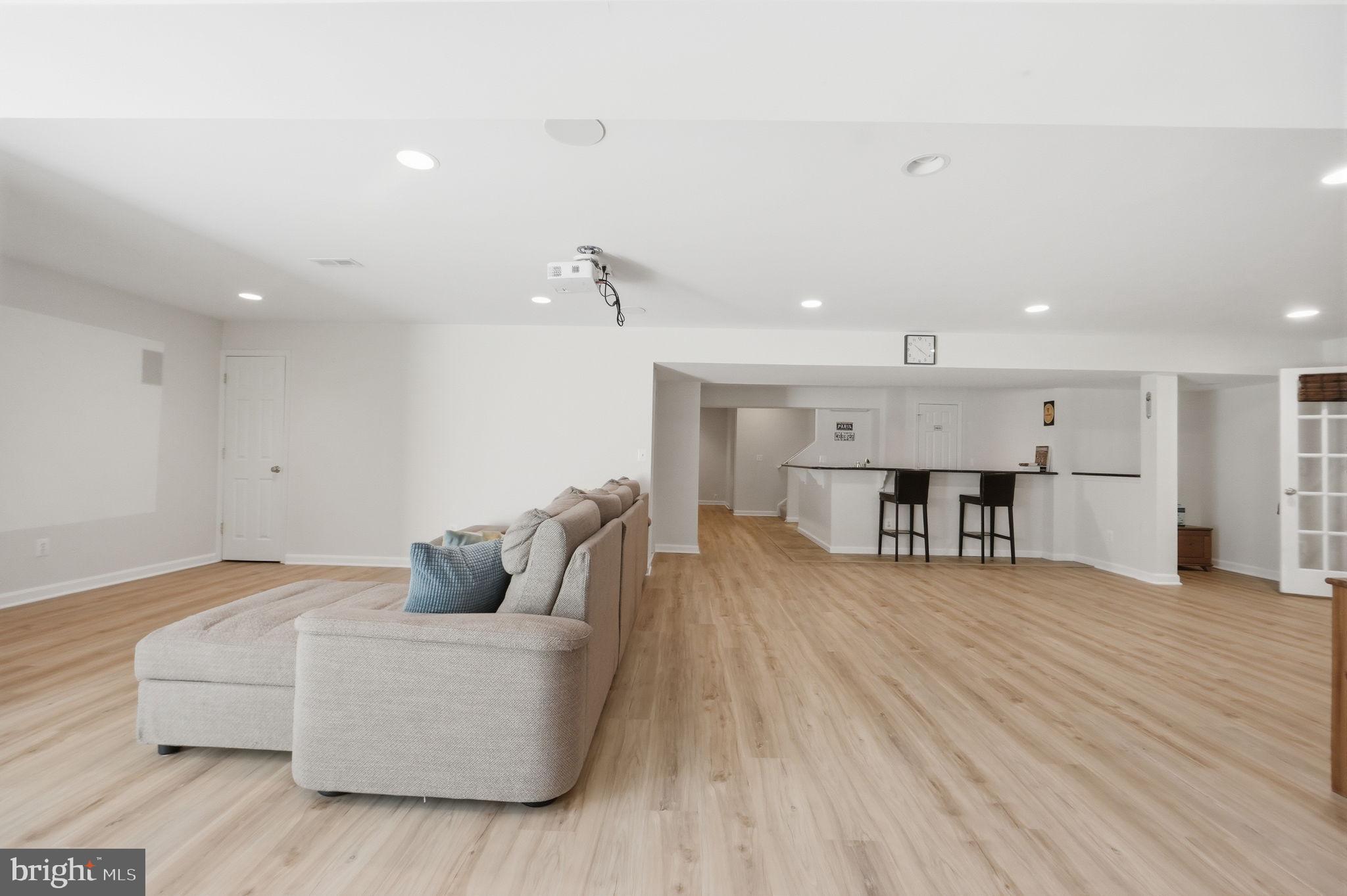 RIDINGS AT BLUE SPRINGS - Residential