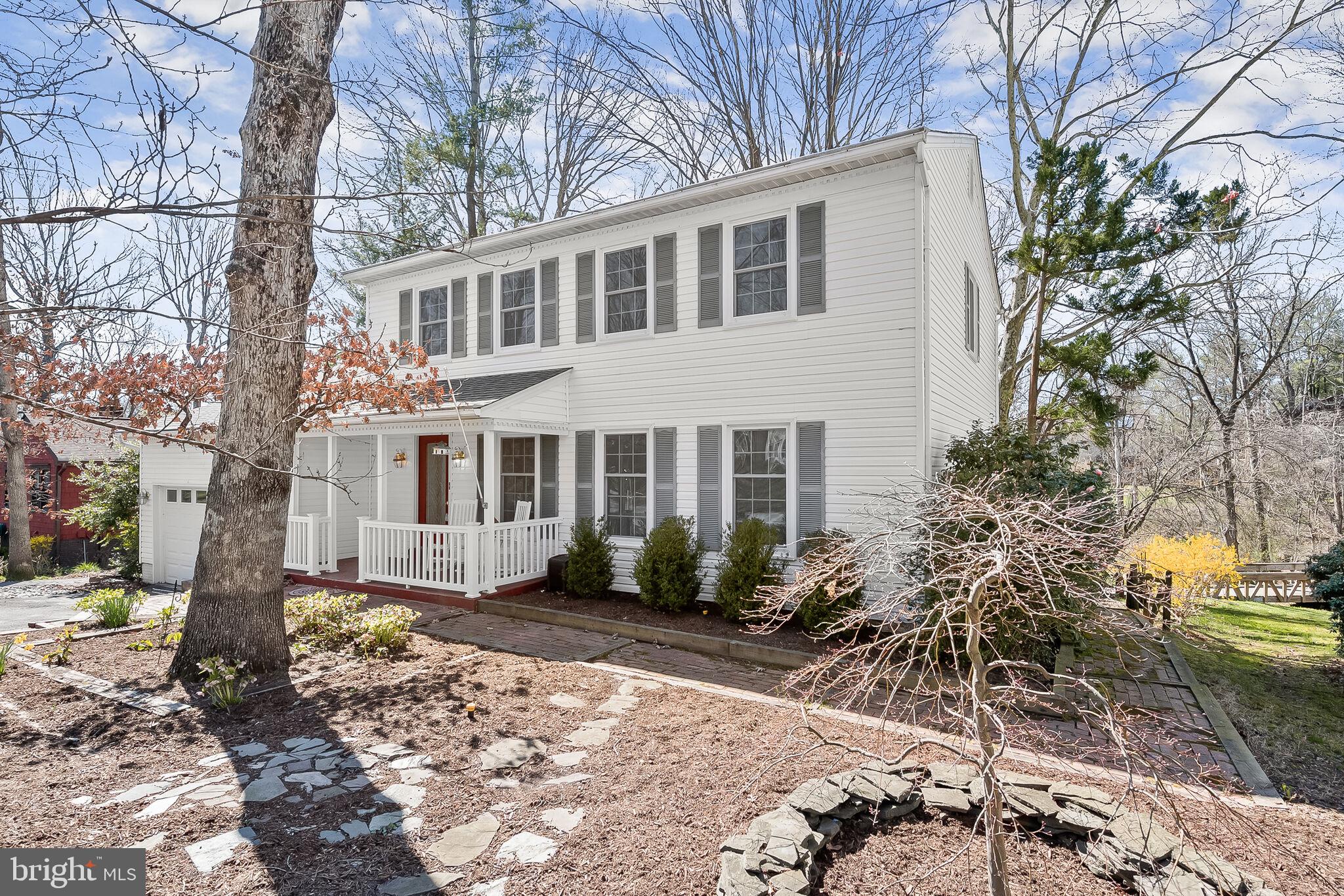 VILLAGE OF OWEN BROWN - Residential
